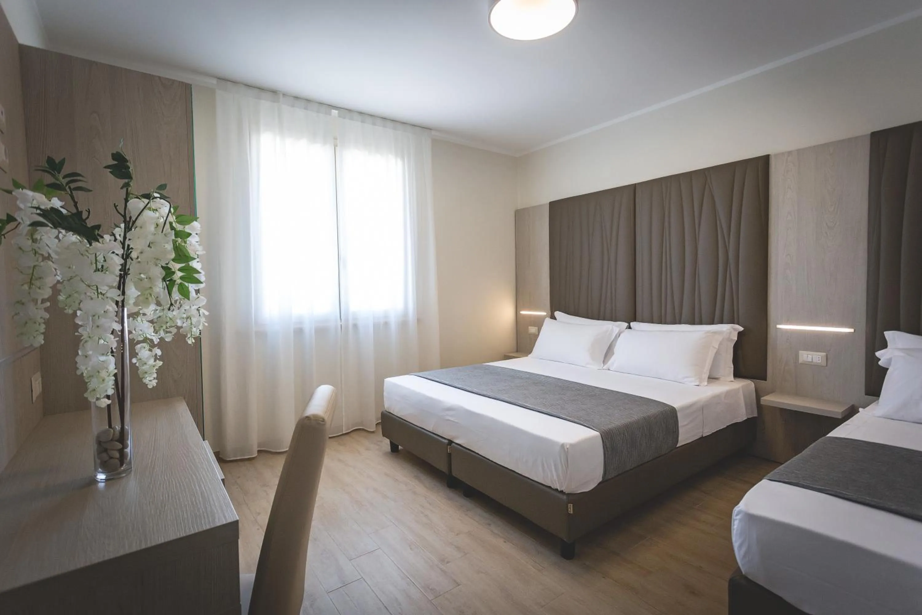 Bedroom, Bed in Hotel Residence Vallecorsa