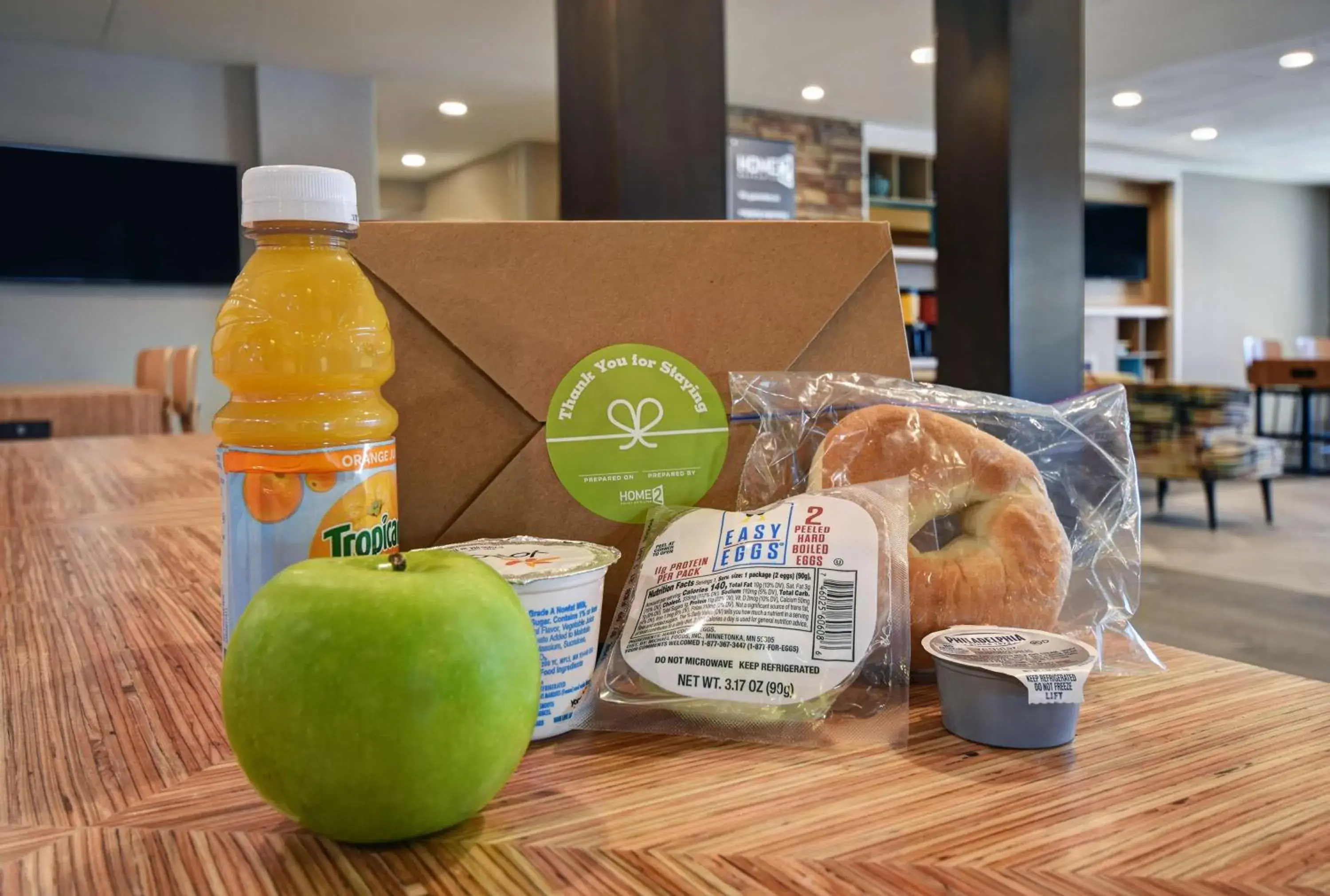 Breakfast in Home2 Suites By Hilton Columbus Breakfast in Home2 Suites By Hilton Columbus