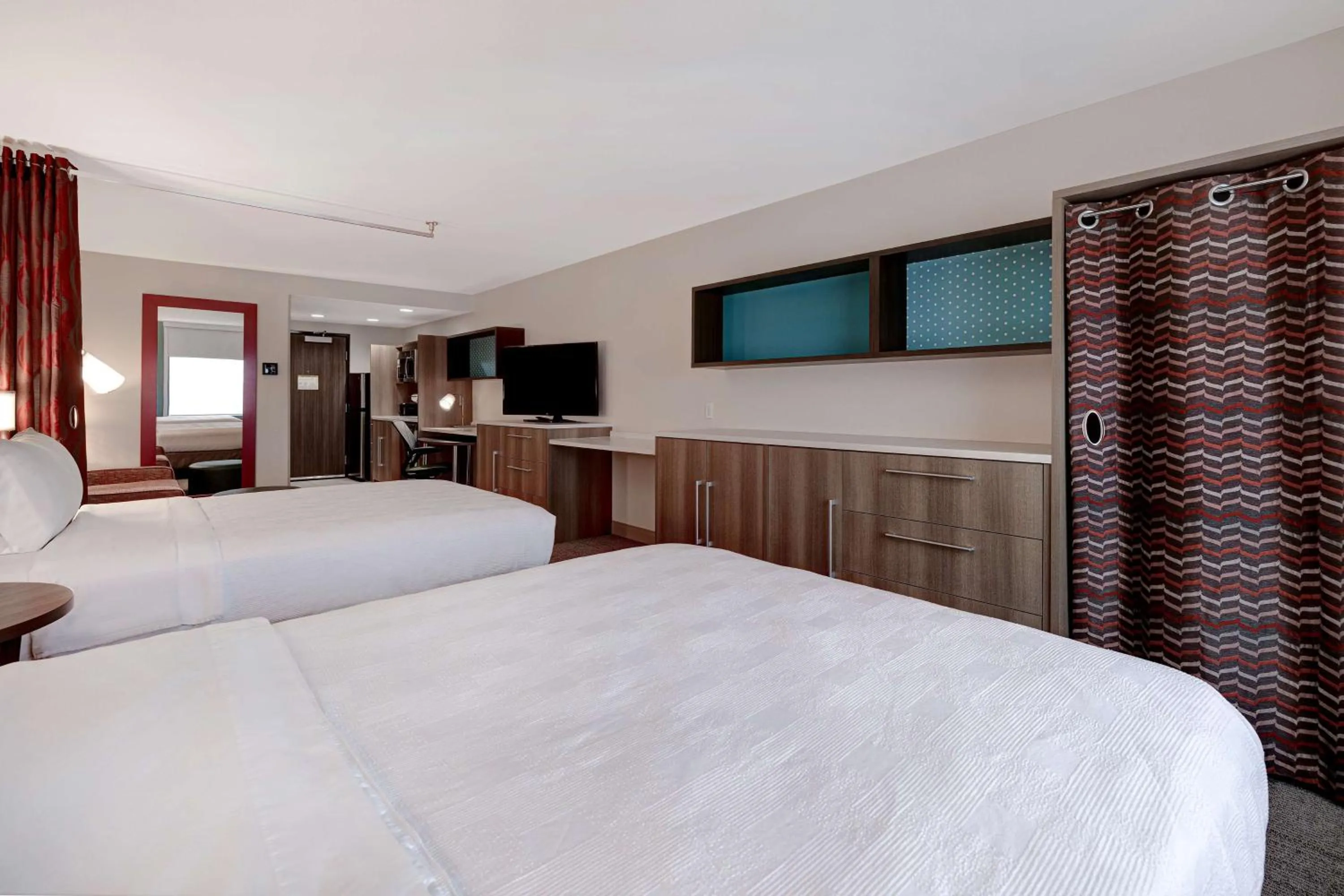 Bed in Home2 Suites By Hilton DeKalb