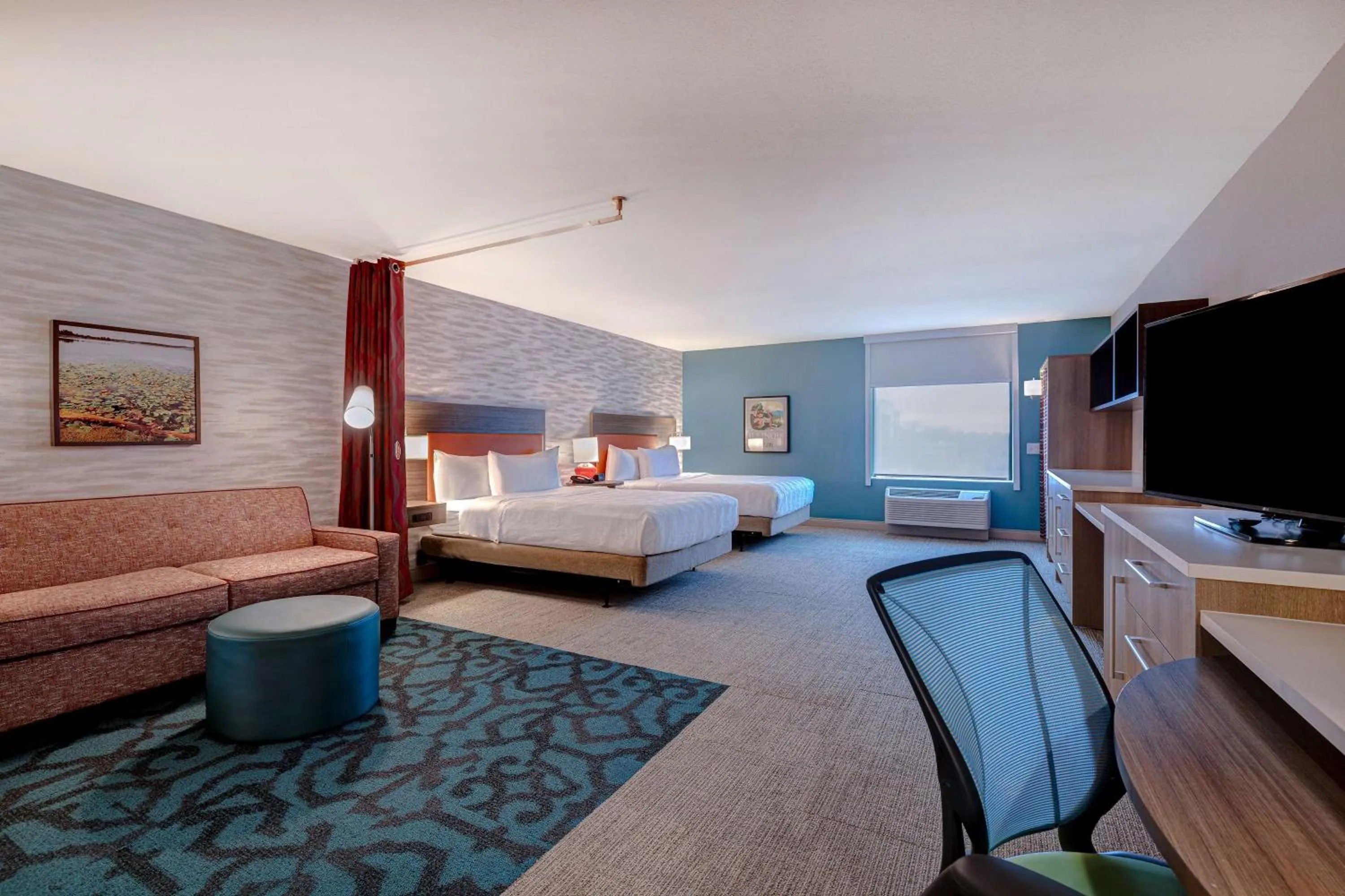 Living room, Bed in Home2 Suites By Hilton DeKalb