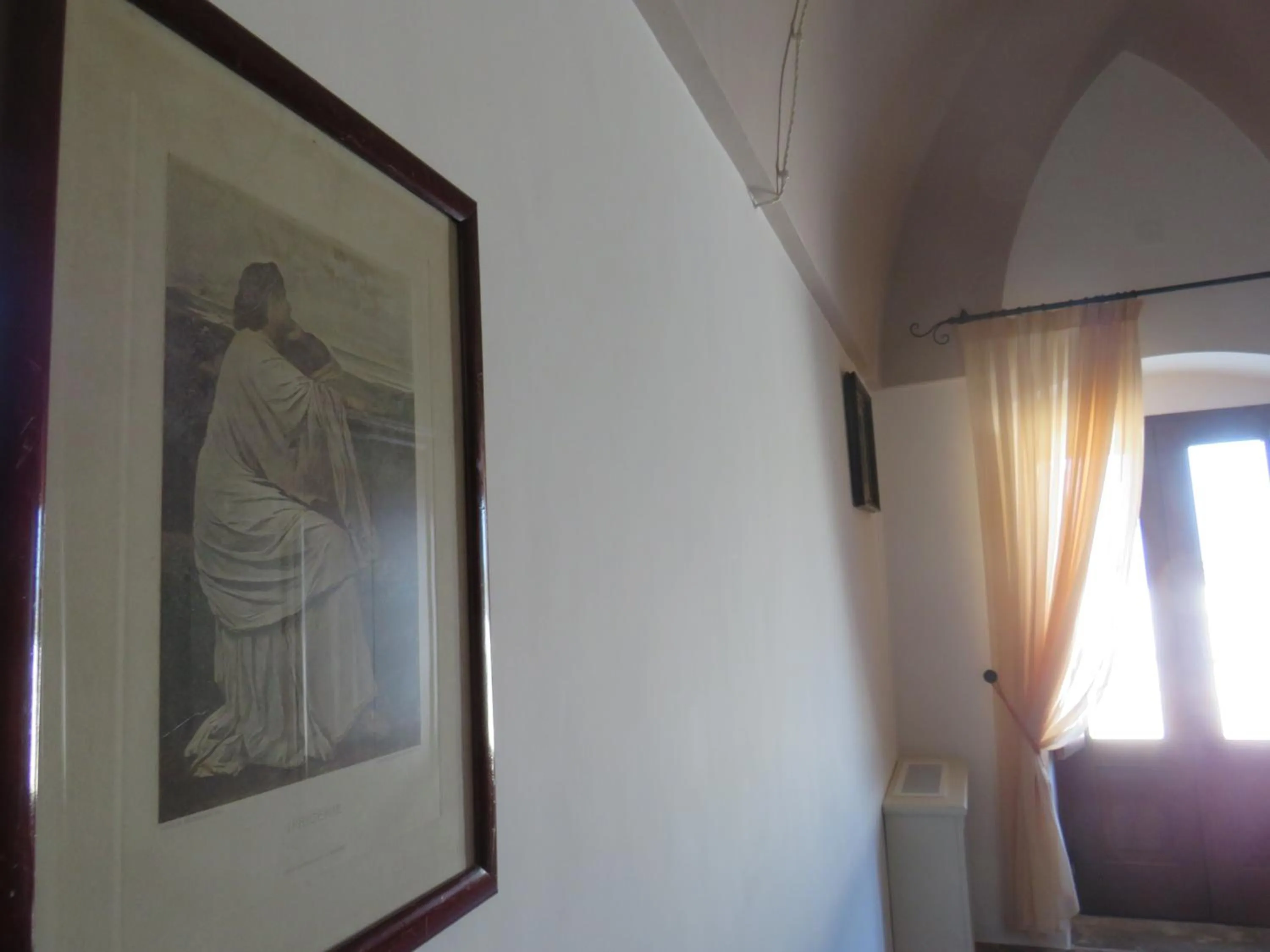 Decorative detail in Masseria Borgo Santuri