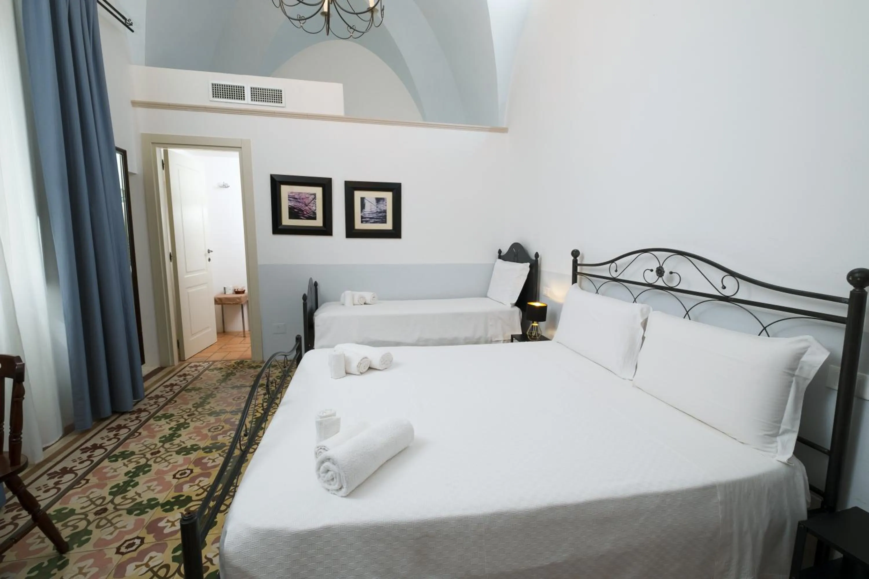 Bed in Masseria Borgo Santuri
