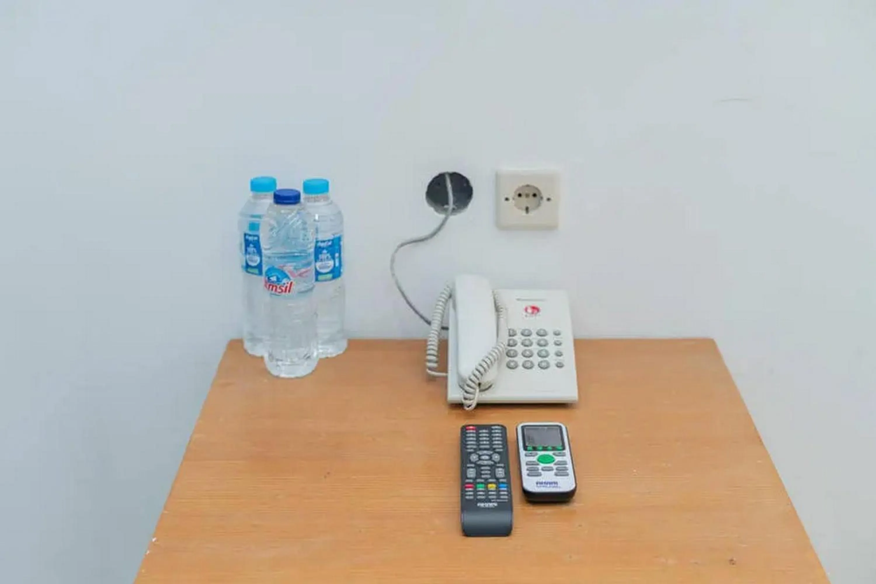 Drinks in RedDoorz near Jawa Timur Park 2