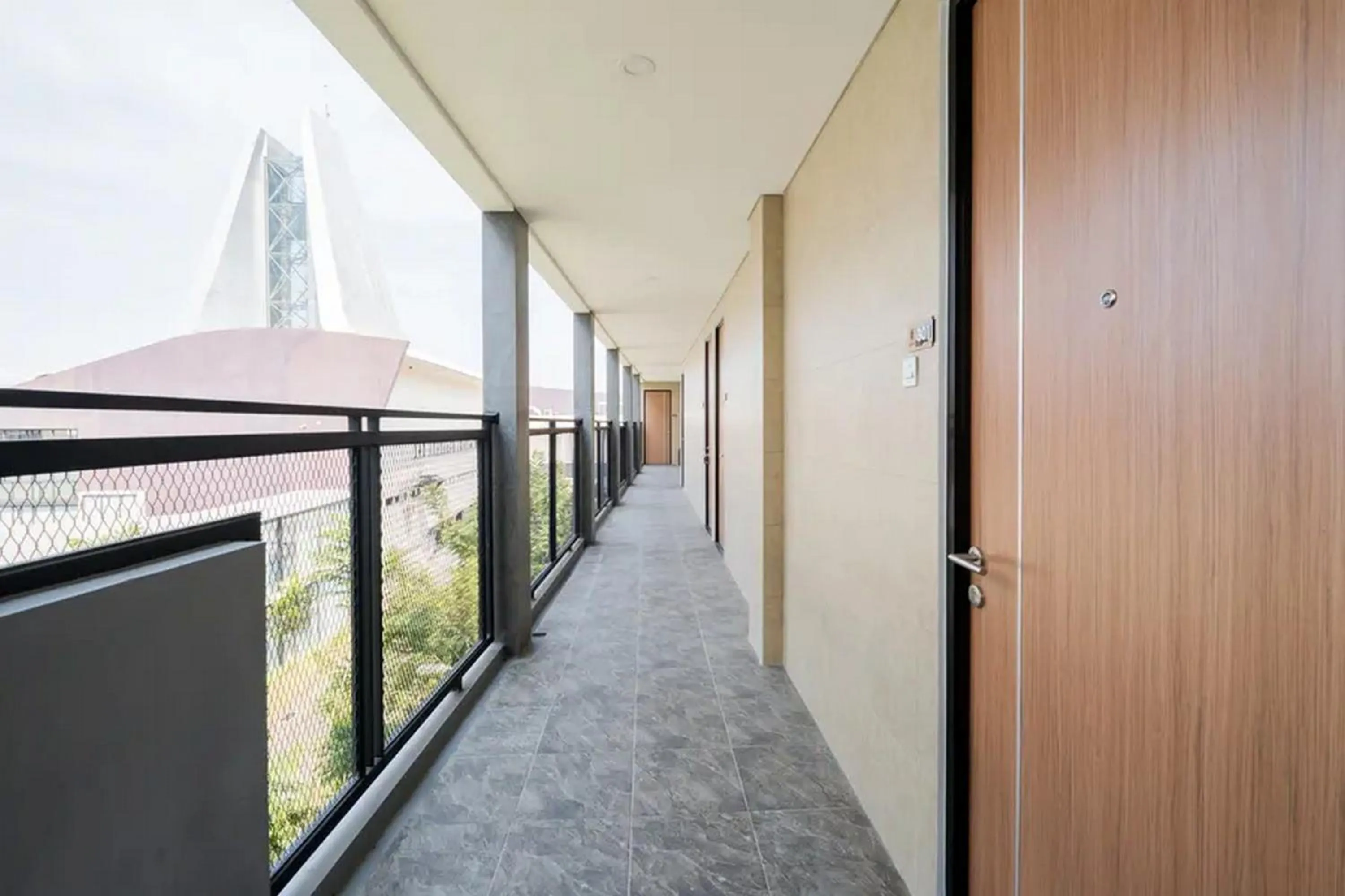 Property building in RedDoorz near Jawa Timur Park 2