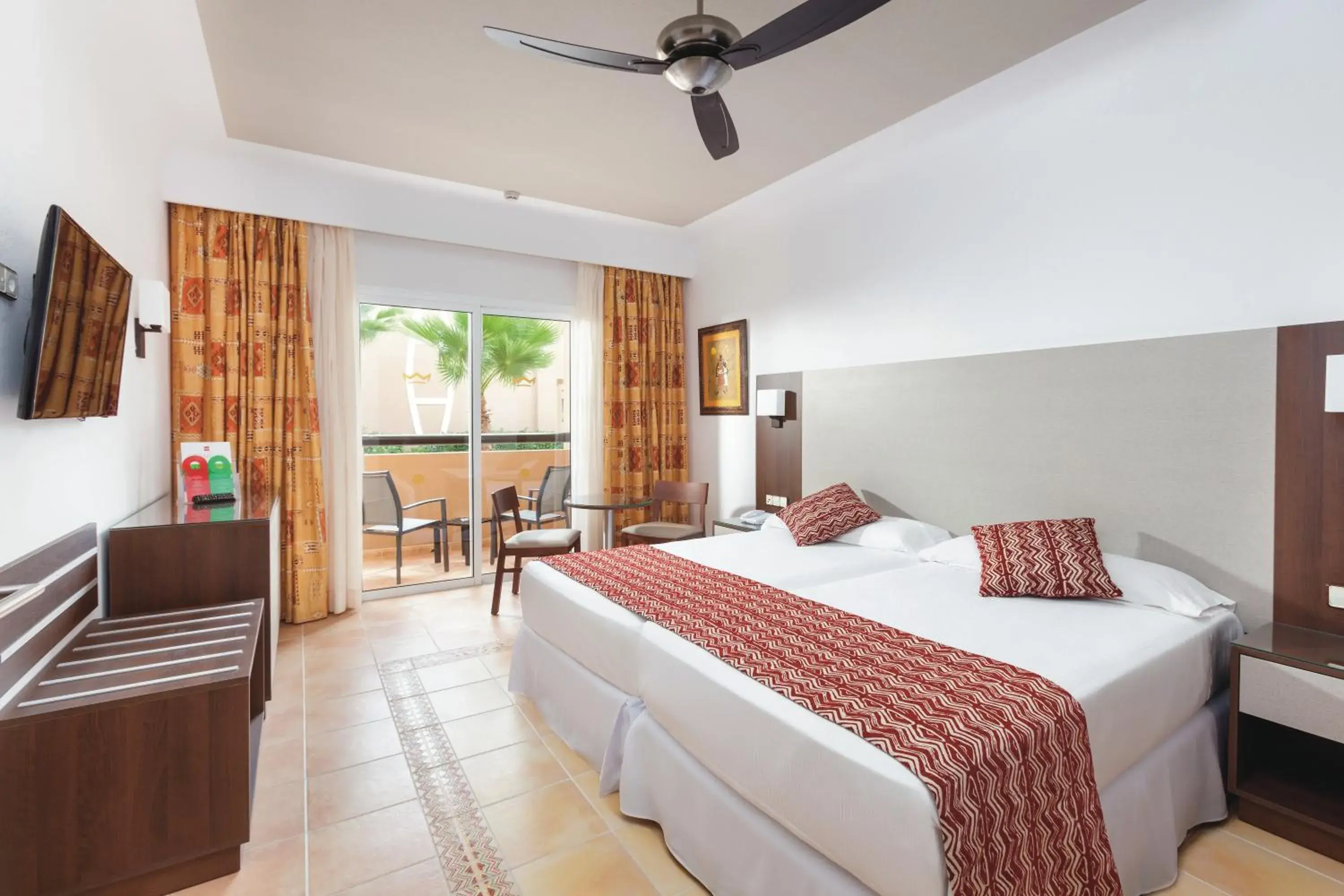 Standard Double Room - single occupancy in Hotel Riu Funana - All Inclusive Standard Double Room - single occupancy in Hotel Riu Funana - All Inclusive