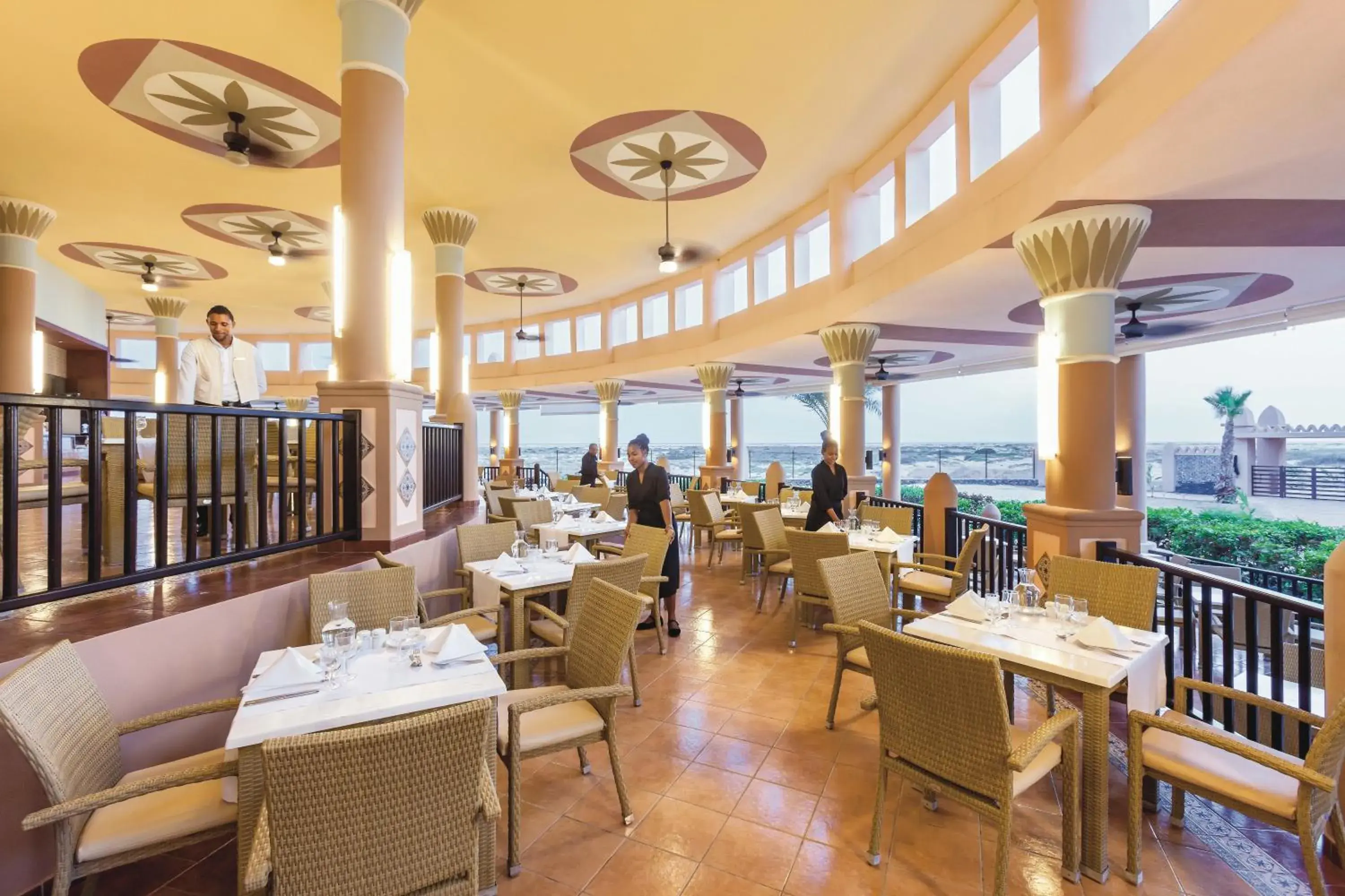 Restaurant/places to eat in Hotel Riu Funana - All Inclusive Restaurant/places to eat in Hotel Riu Funana - All Inclusive