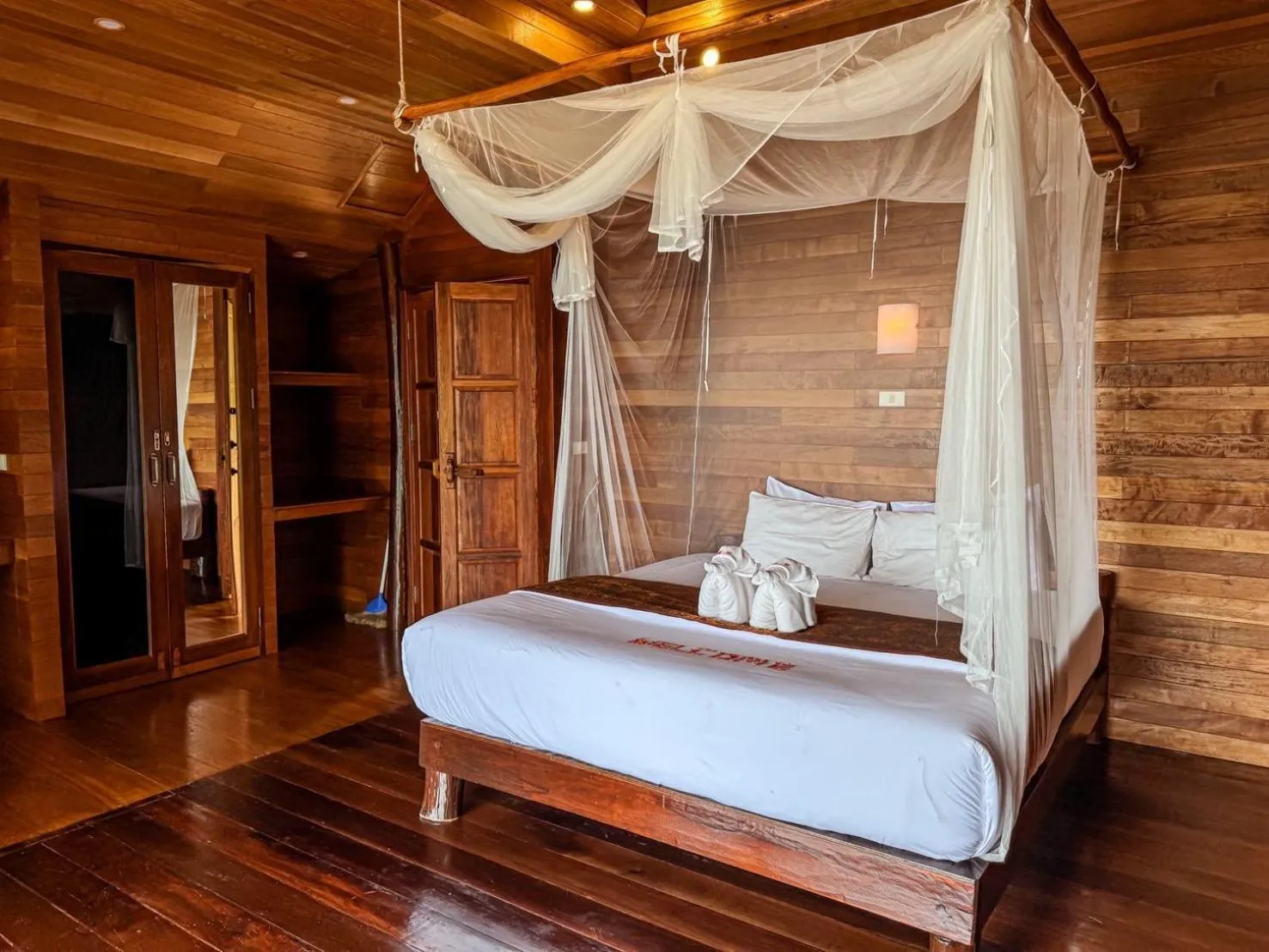 Bedroom, Bed in Hillhouse - Koh Yao Noi