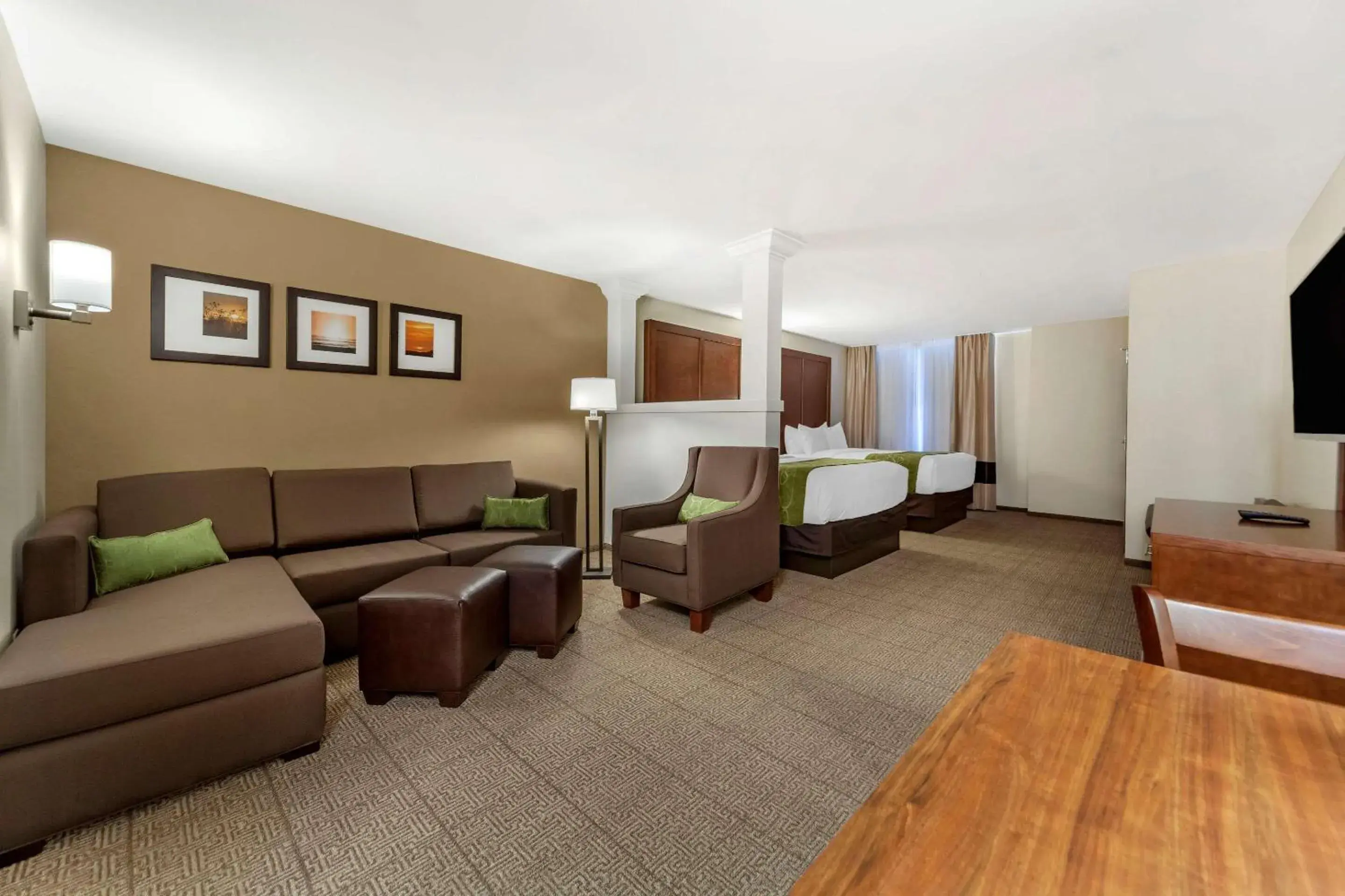 Bedroom in Comfort Suites Grand Island South Bedroom in Comfort Suites Grand Island South