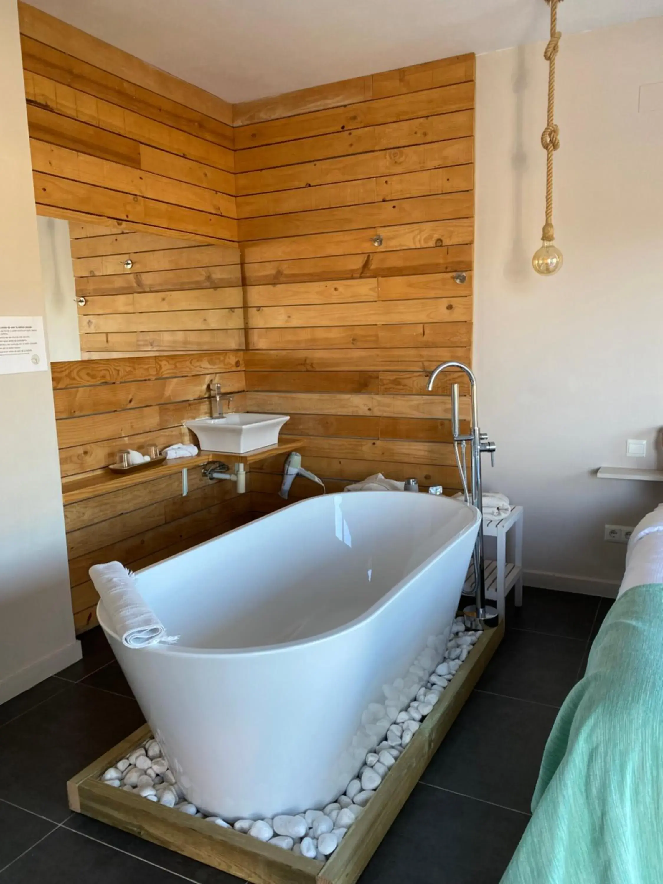 Mountain view, Bed in El Pao Spa Mountain view, Bed in El Pao Spa