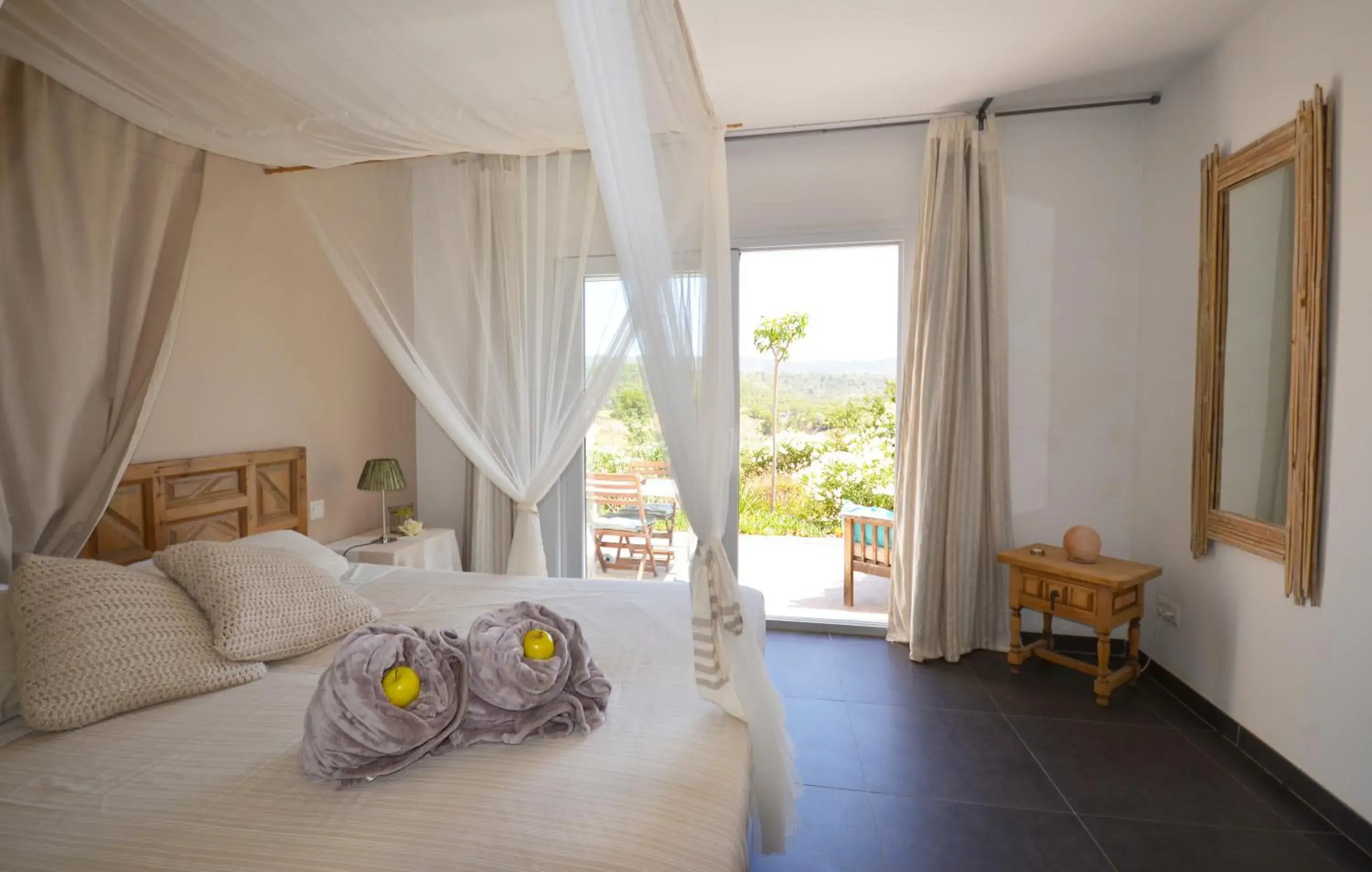 Bed in El Pao Spa Bed in El Pao Spa