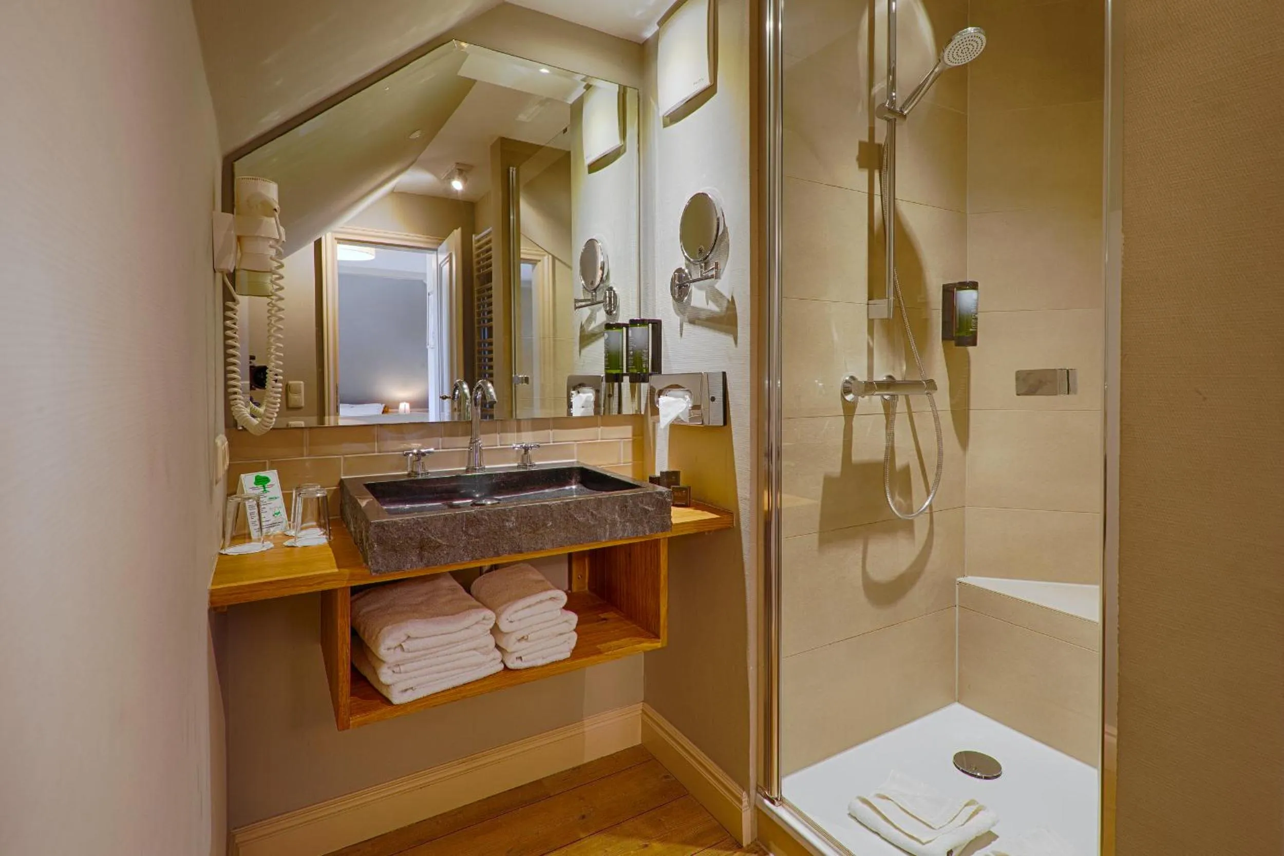 Bathroom in Meeressterne Hotel Forsthaus Damerow