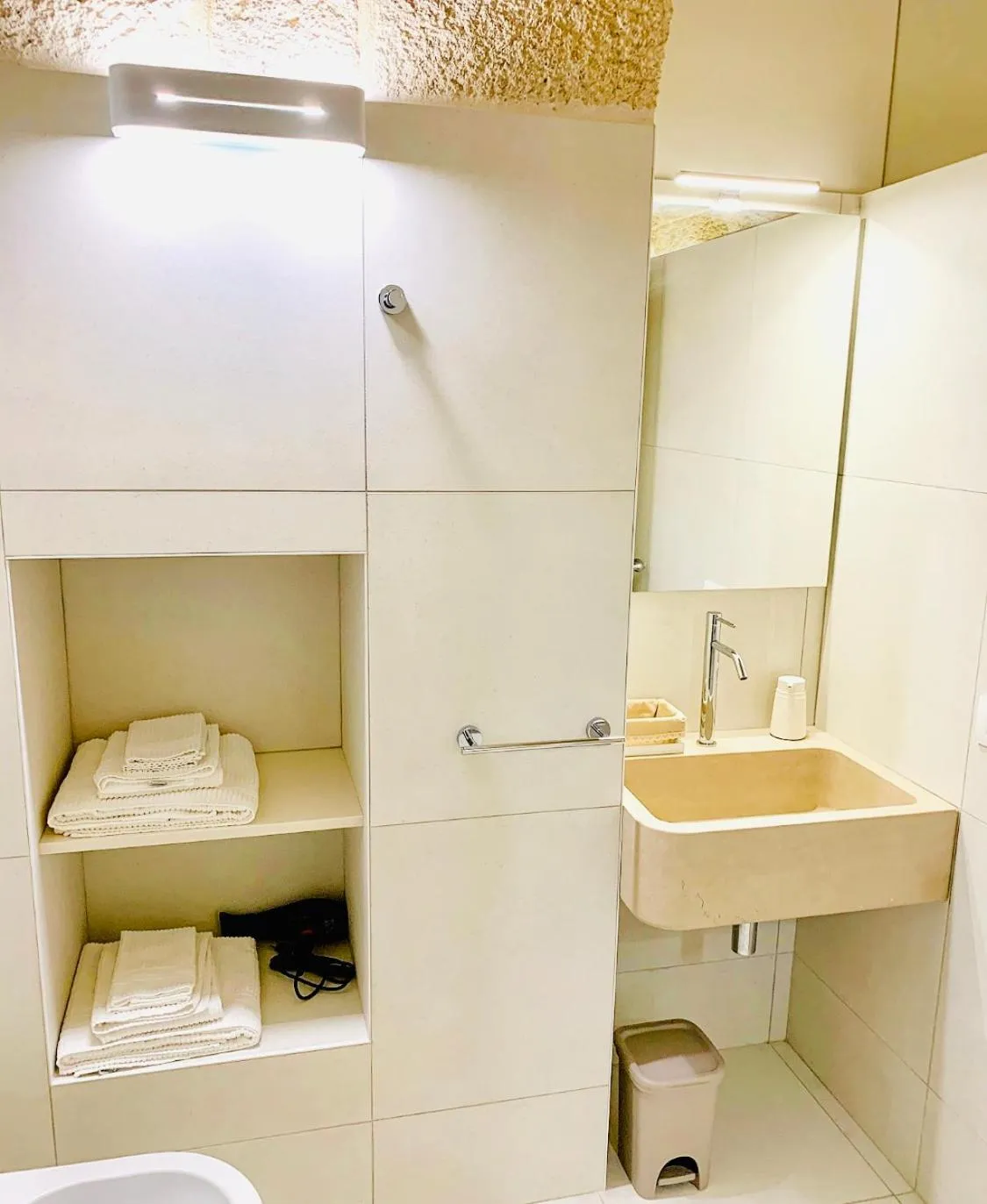 Bathroom in B&B Suite Amare Polignano