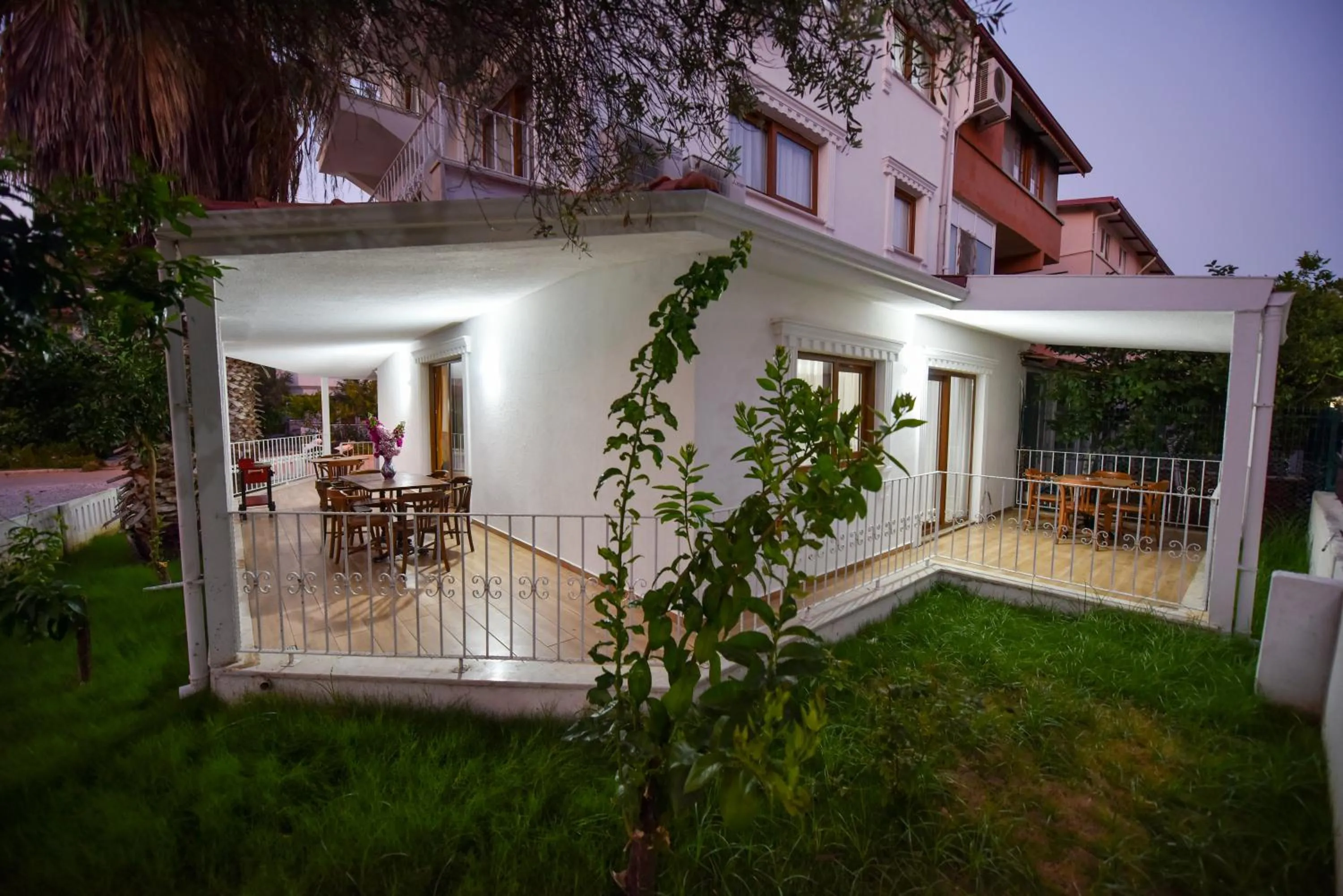 Infinity Gokkusagı Villa