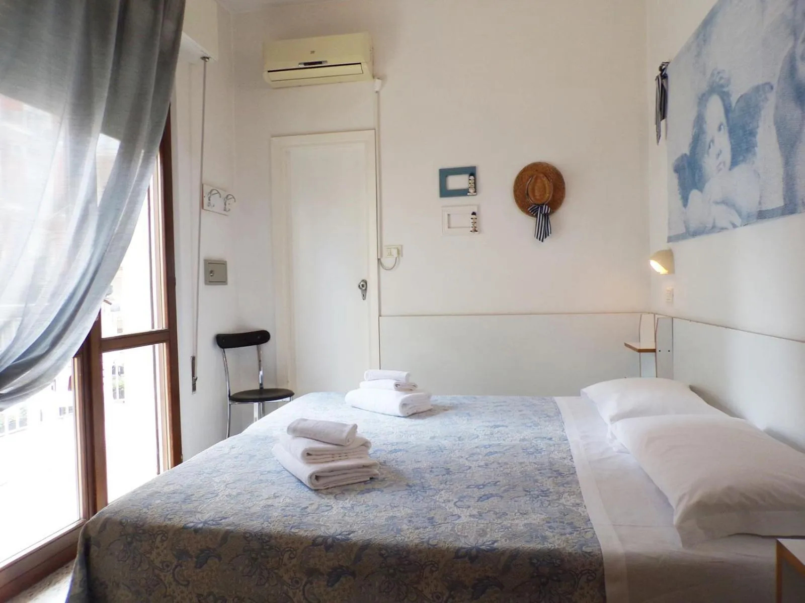 Bed in Hotel Graziella Mare