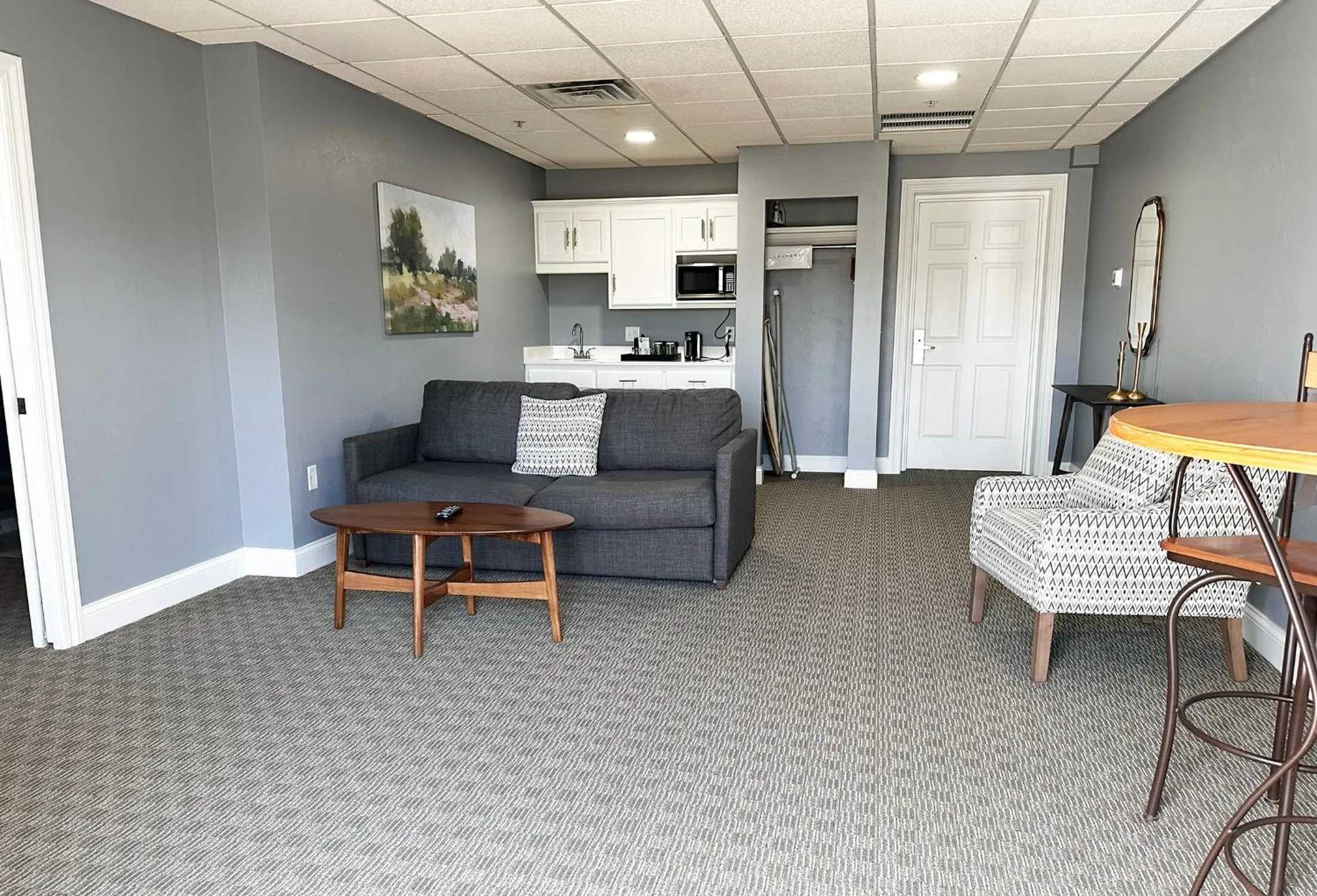 Kitchen or kitchenette in Inn at Amish Door