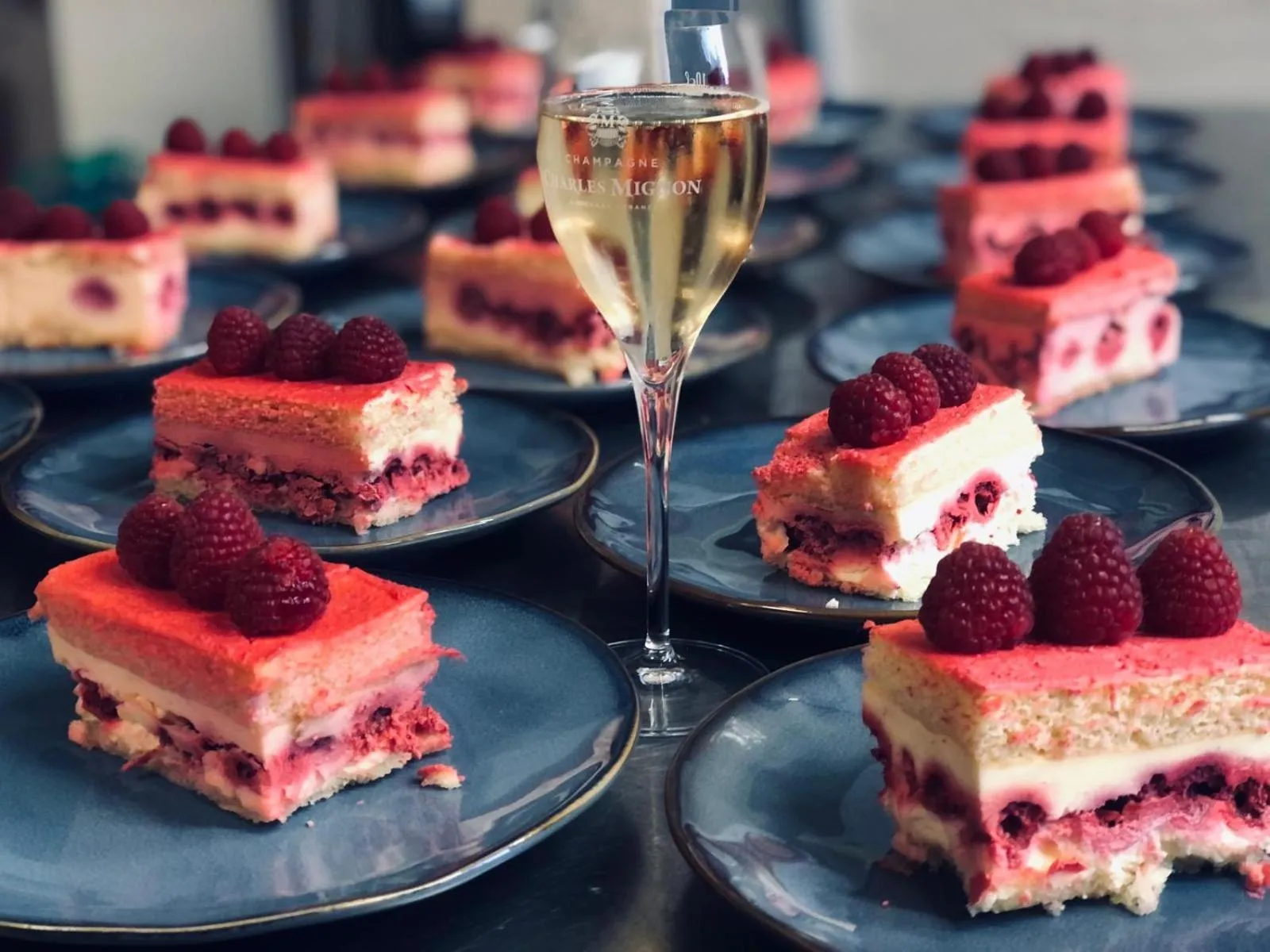 Restaurant/places to eat in hôtel oberland