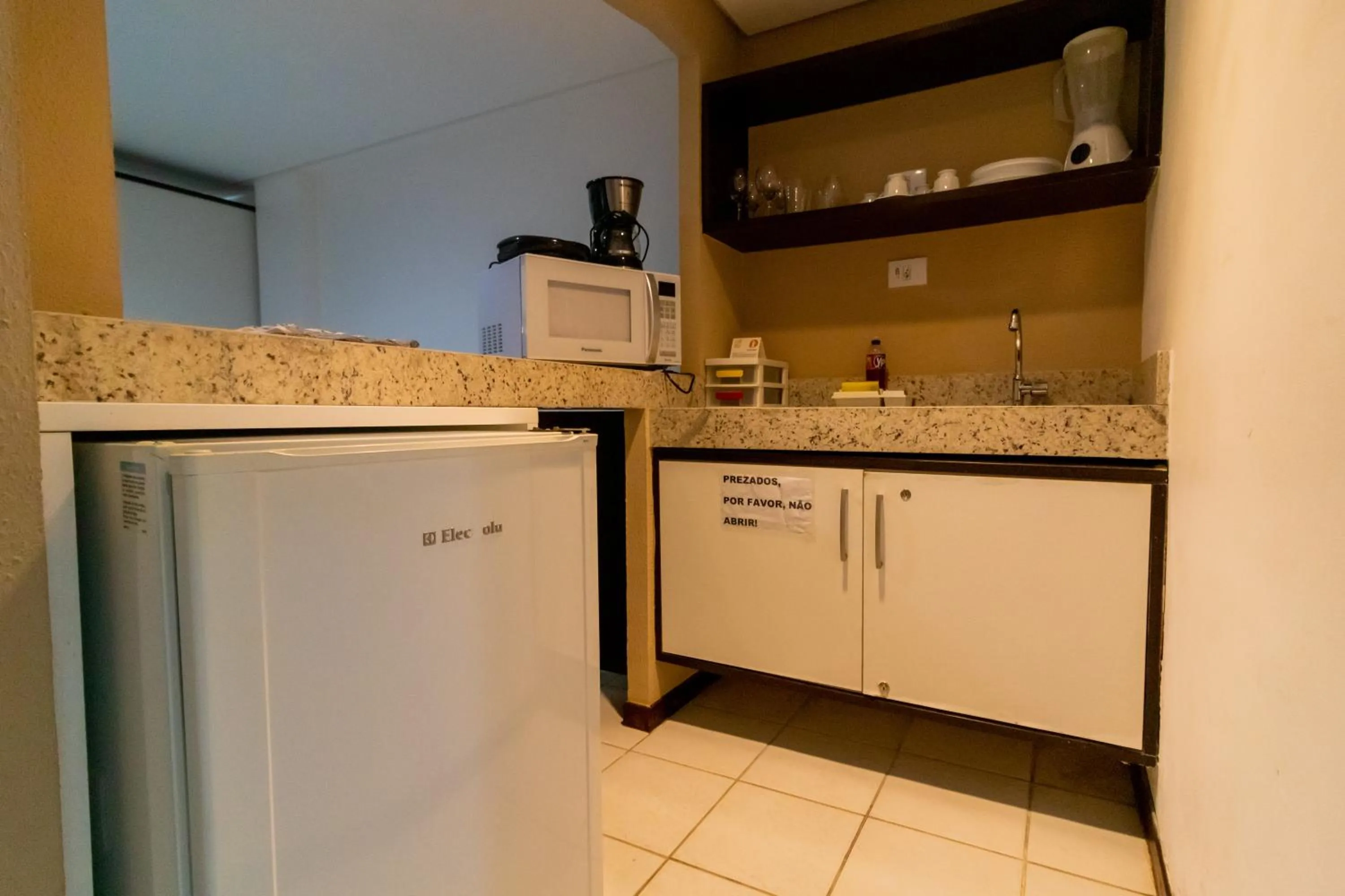 Kitchen or kitchenette in Flat Pipa's Bay