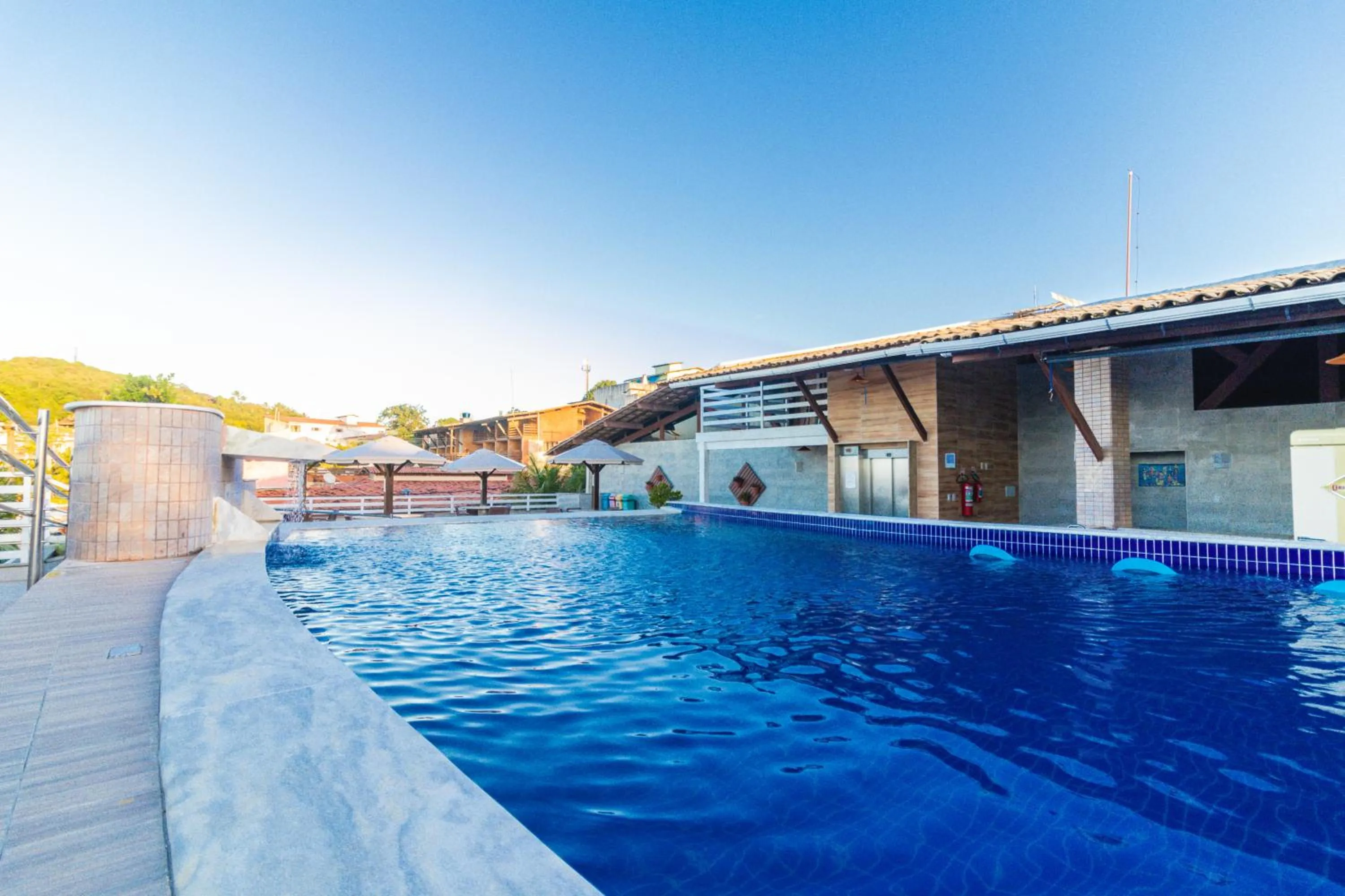 Swimming pool in Flat Pipa's Bay