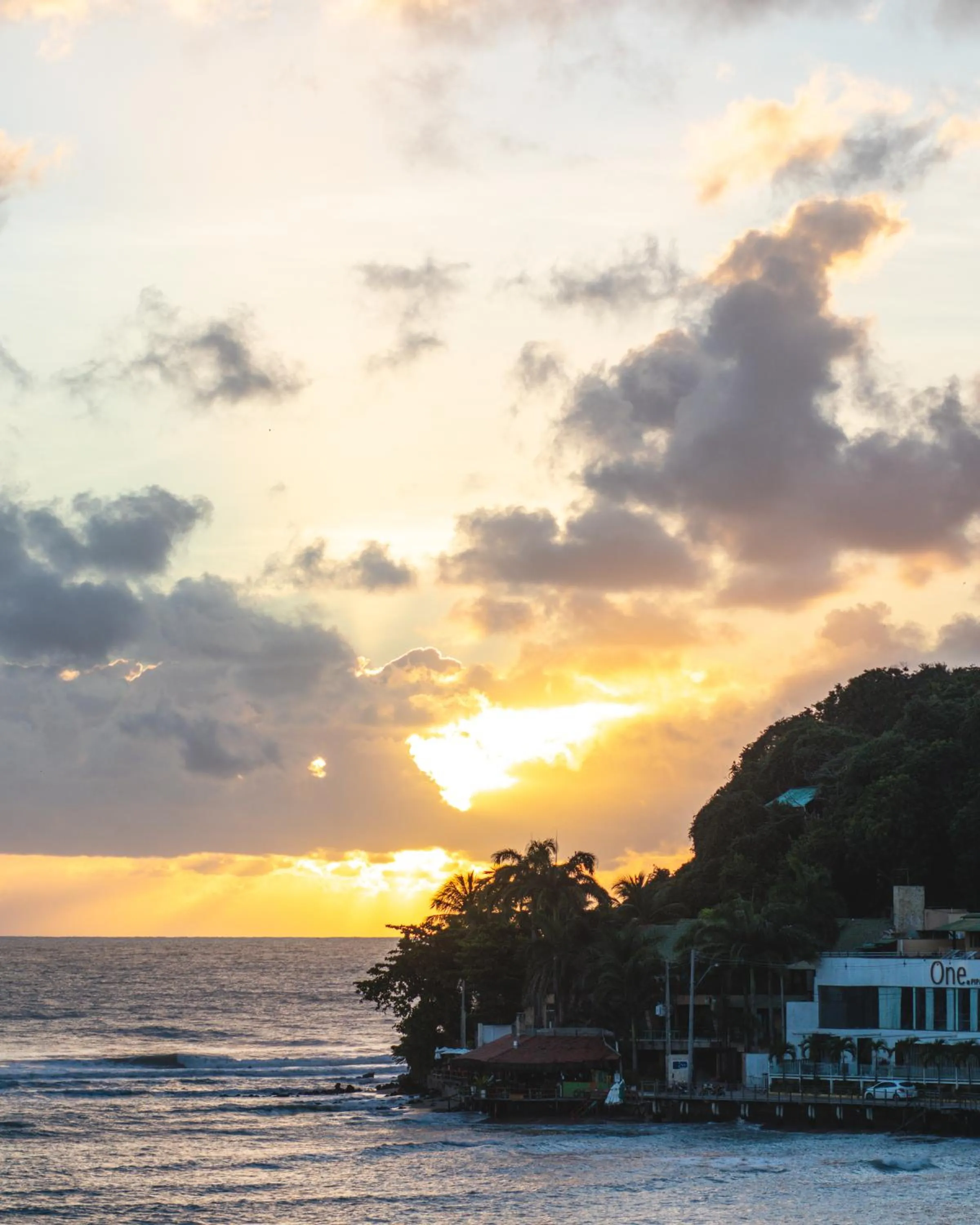 Sunrise in Flat Pipa's Bay