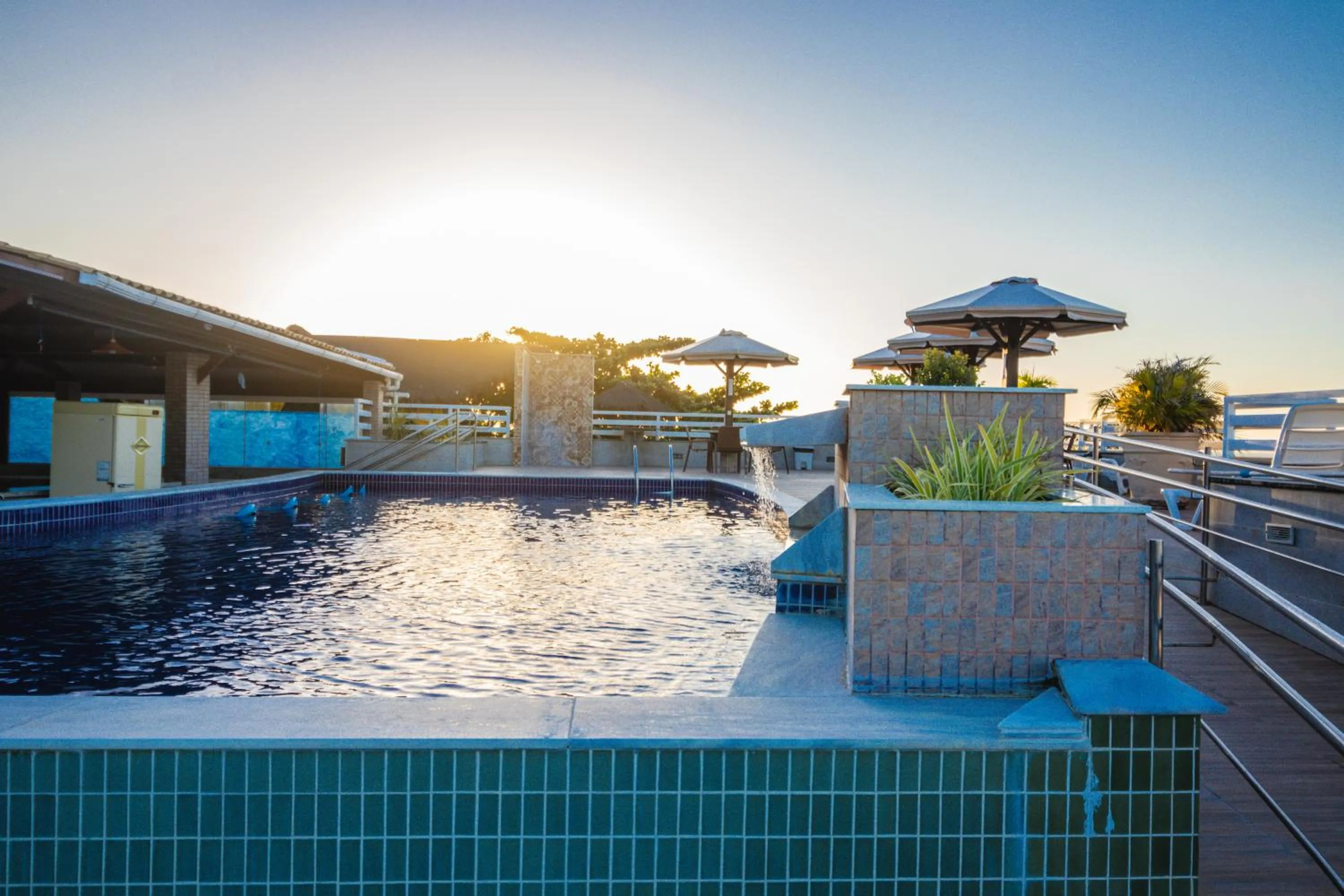 Swimming pool in Flat Pipa's Bay