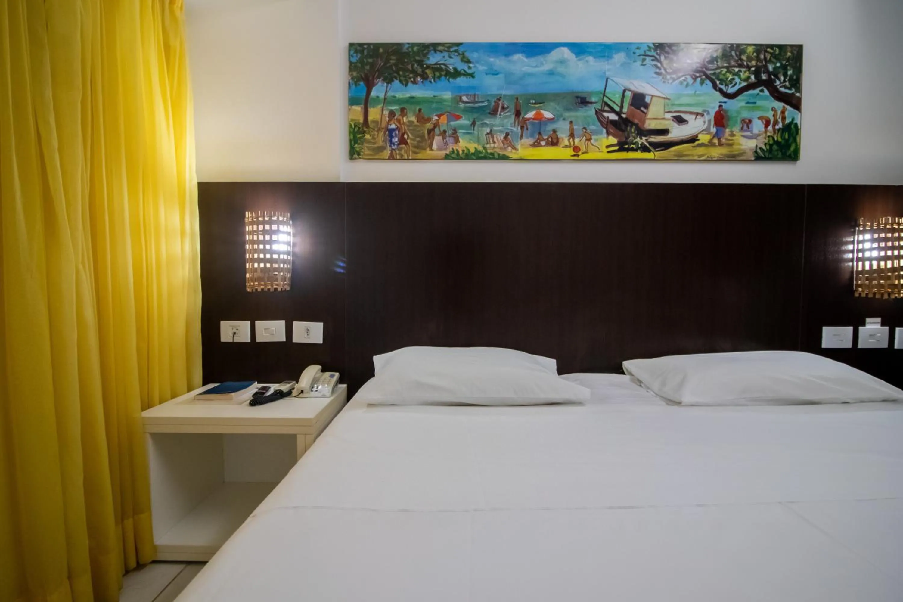 Bed in Flat Pipa's Bay