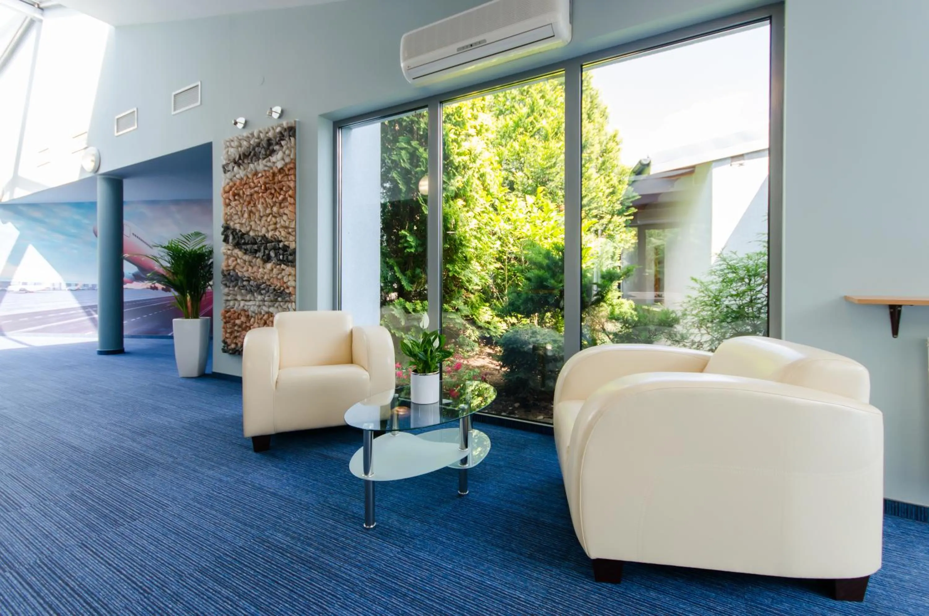 Lobby or reception in HOTEL A4 Airport Kraków MOP Morawica