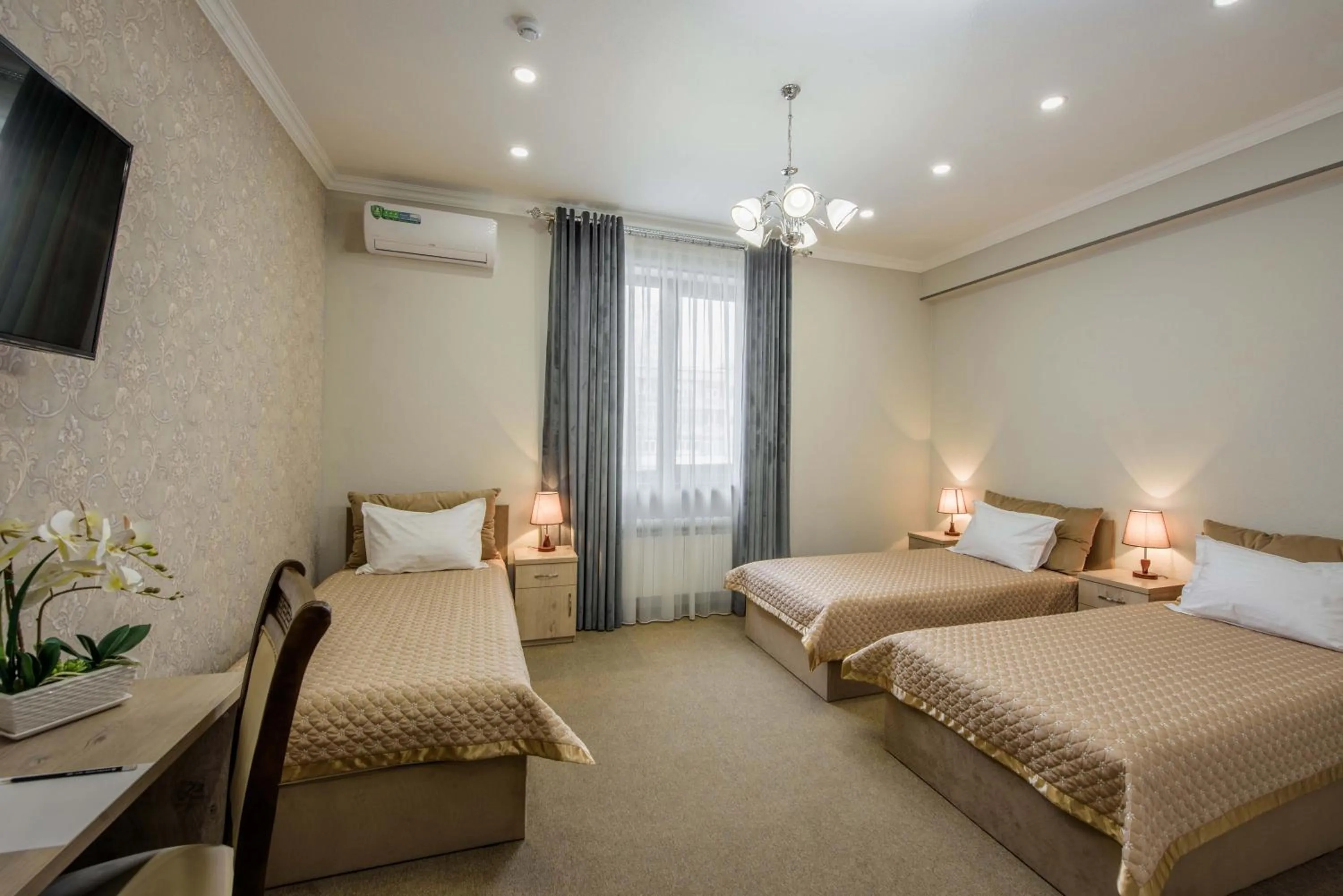 Bed in Huzur Hotel Tashkent