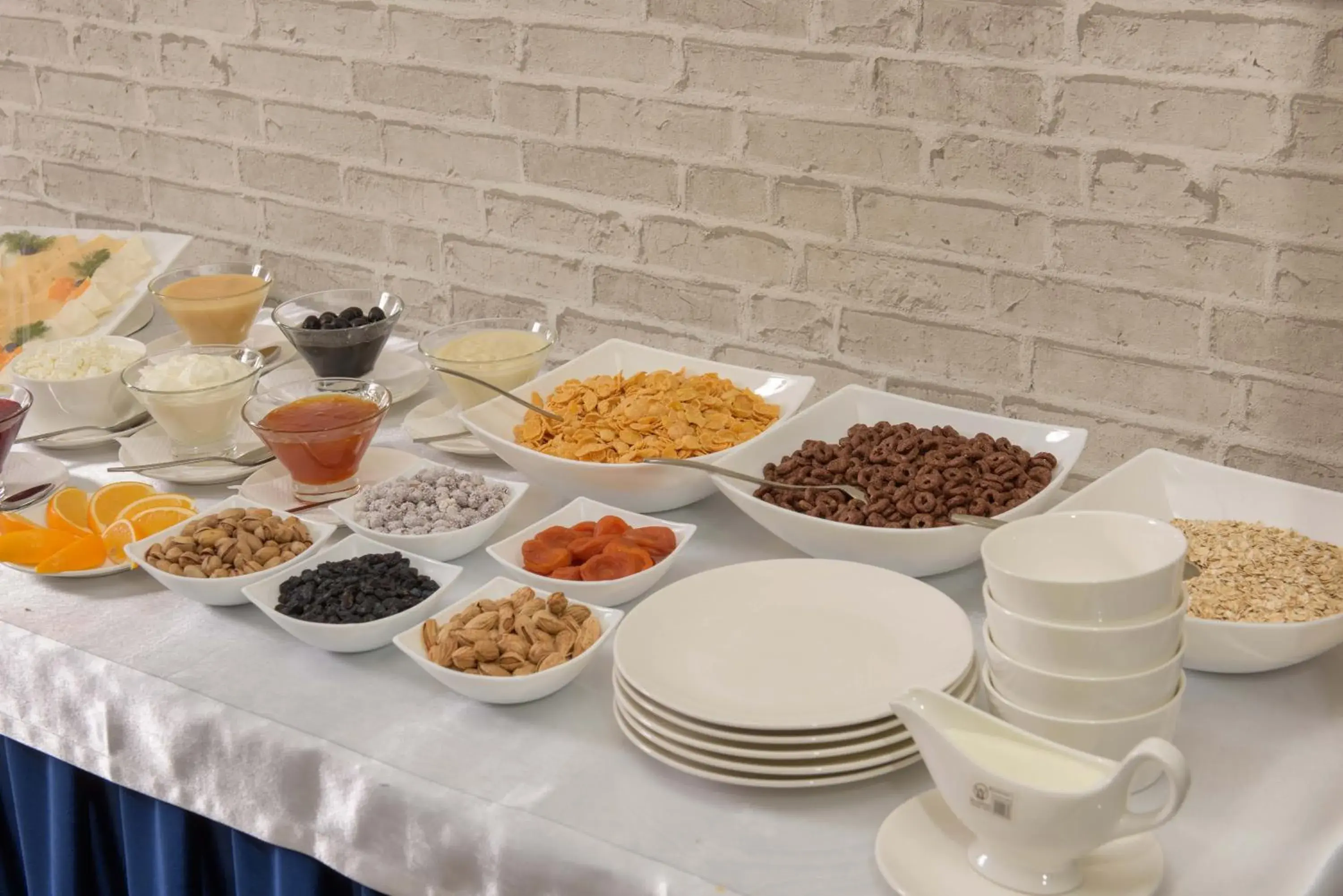 Breakfast in Huzur Hotel Tashkent Breakfast in Huzur Hotel Tashkent