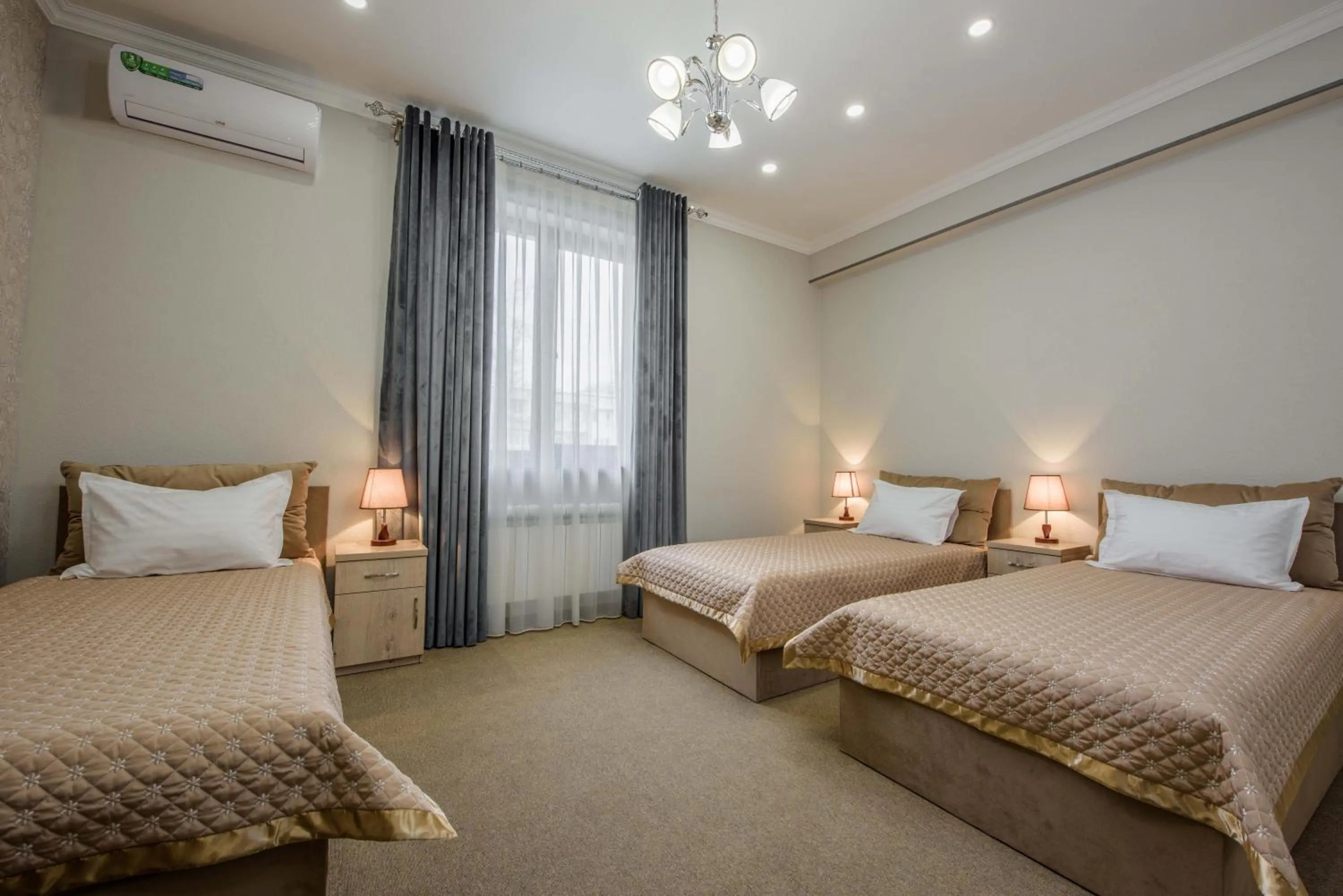 Bed in Huzur Hotel Tashkent