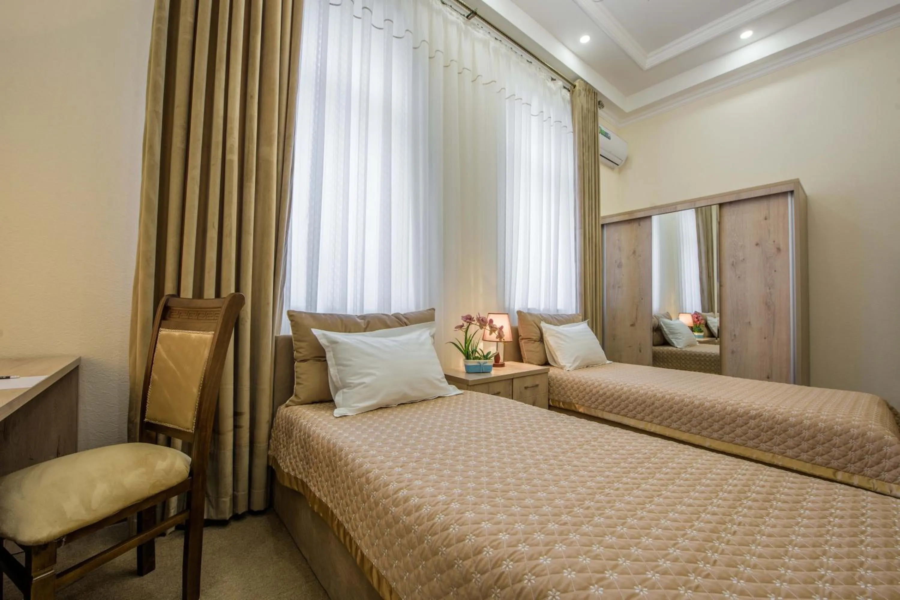 Bed in Huzur Hotel Tashkent