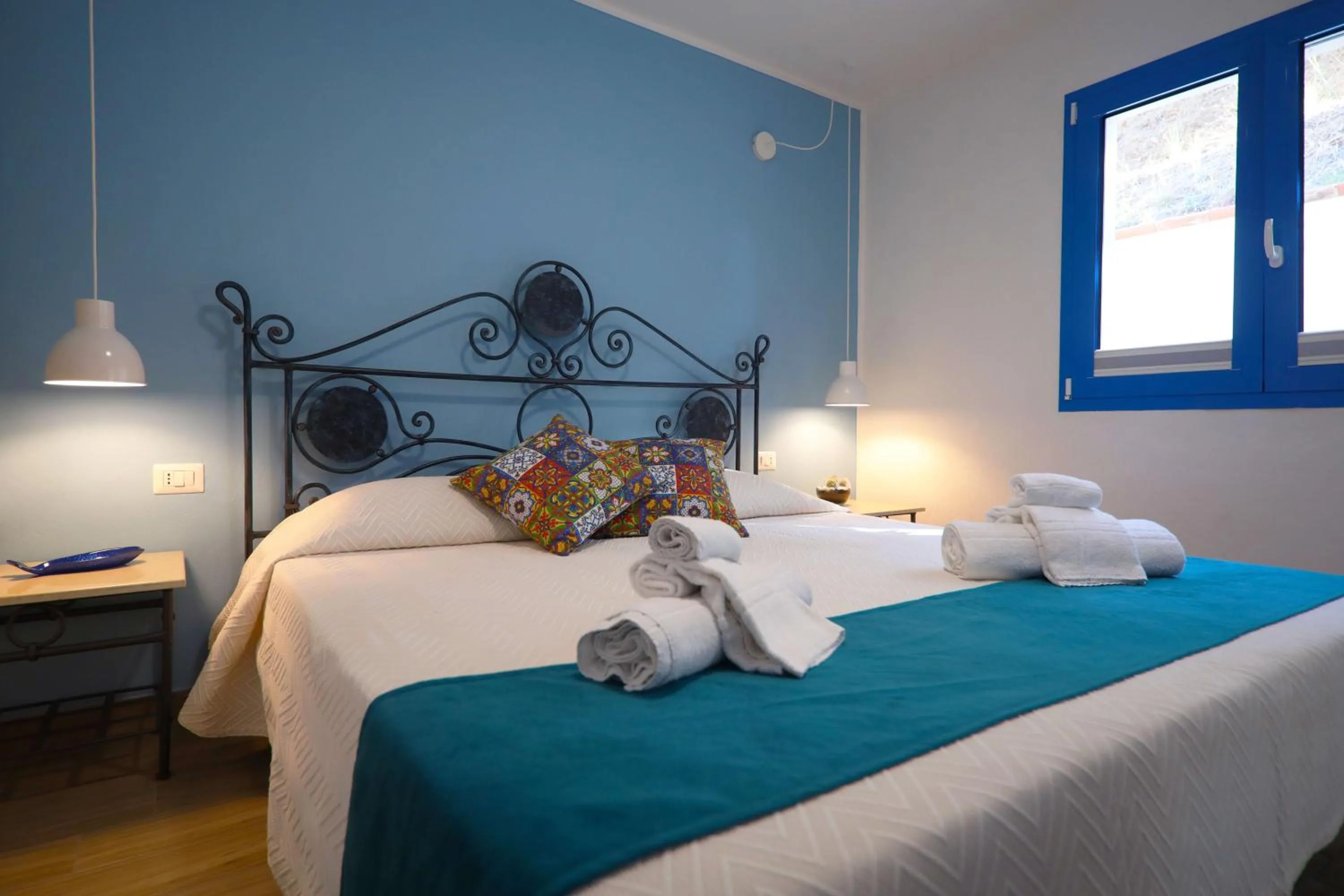 Bed in Skyview Cefalù