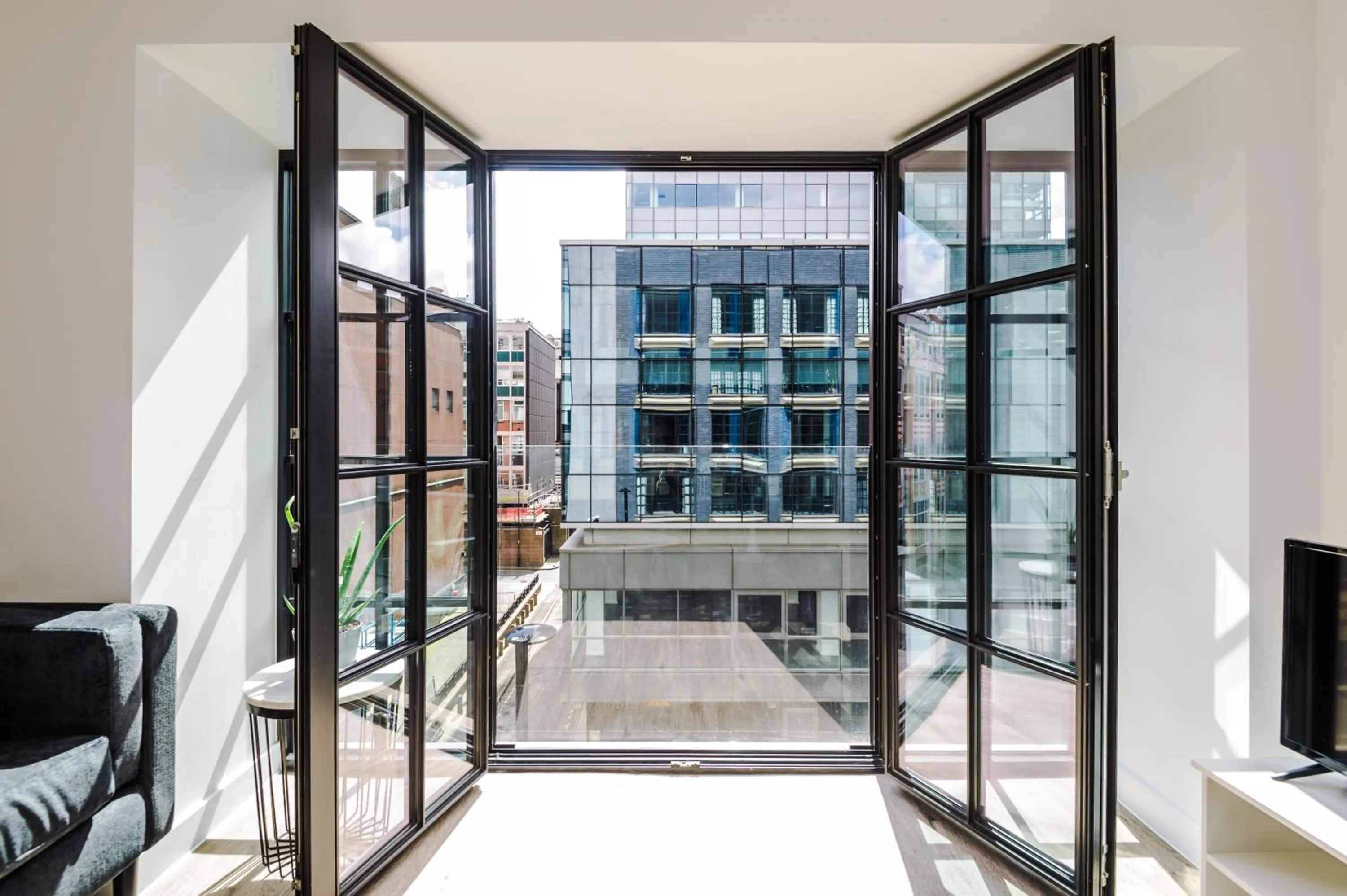 View (from property/room) in Hilltop Serviced Apartments - Piccadilly