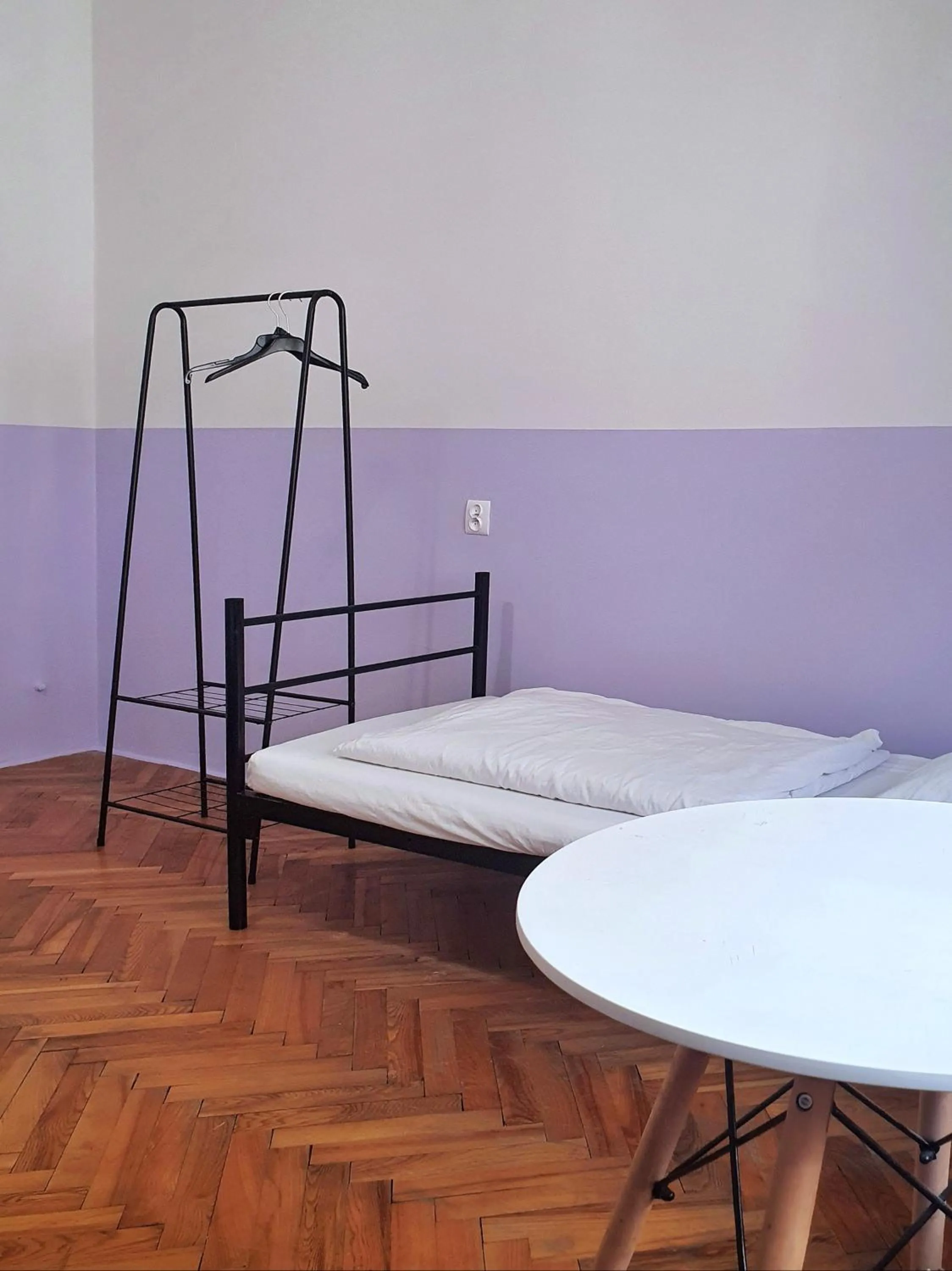 Photo of the whole room, Bed in VIKI Kazimierz