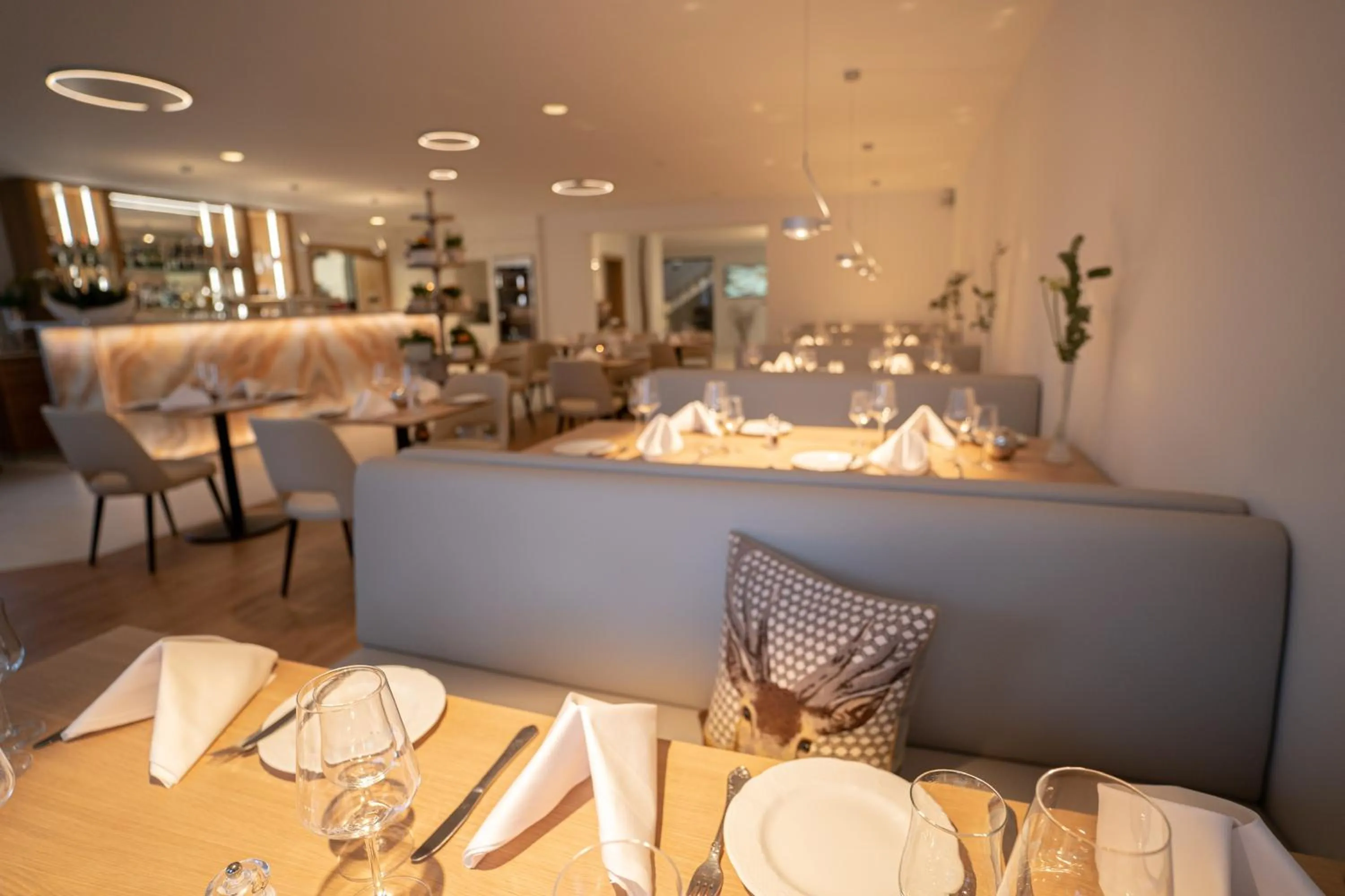 Restaurant/places to eat in Landidyll Hotel Restaurant Weidenbrück & SPA