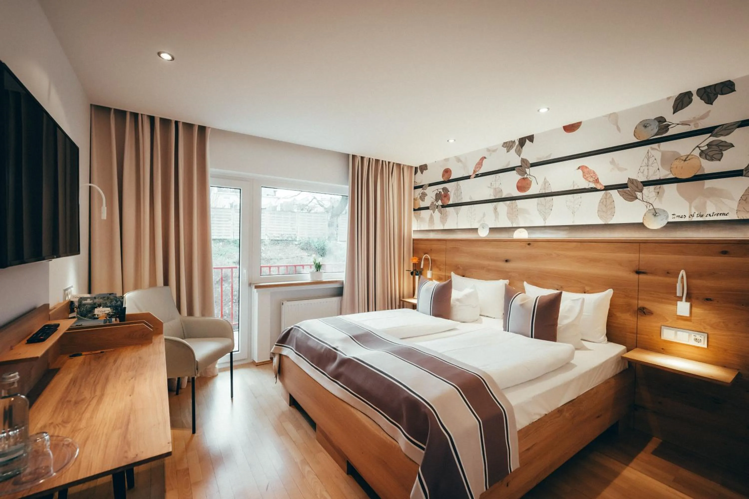 Photo of the whole room, Bed in Landidyll Hotel Restaurant Weidenbrück & SPA