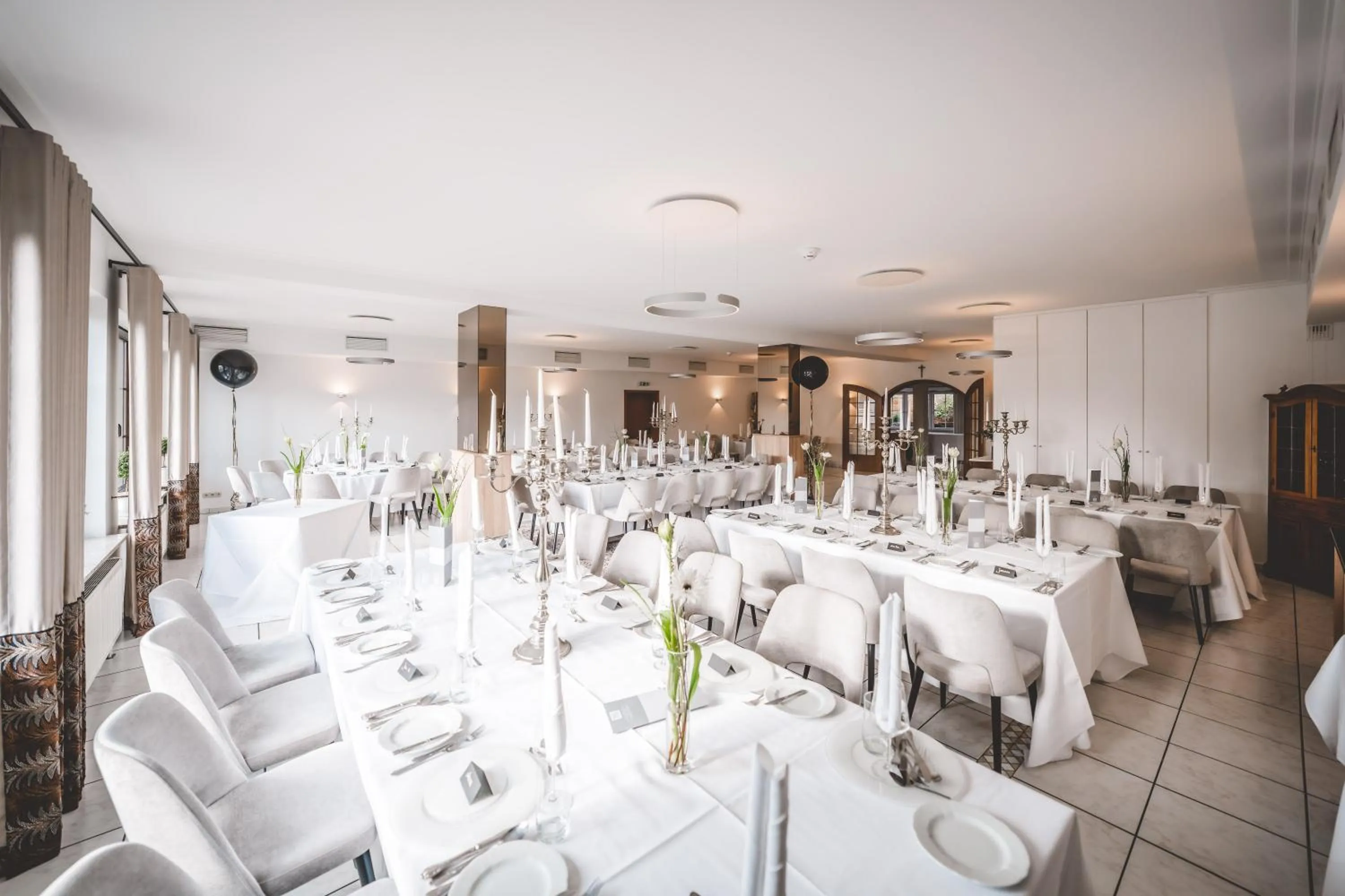 Restaurant/places to eat in Landidyll Hotel Restaurant Weidenbrück & SPA