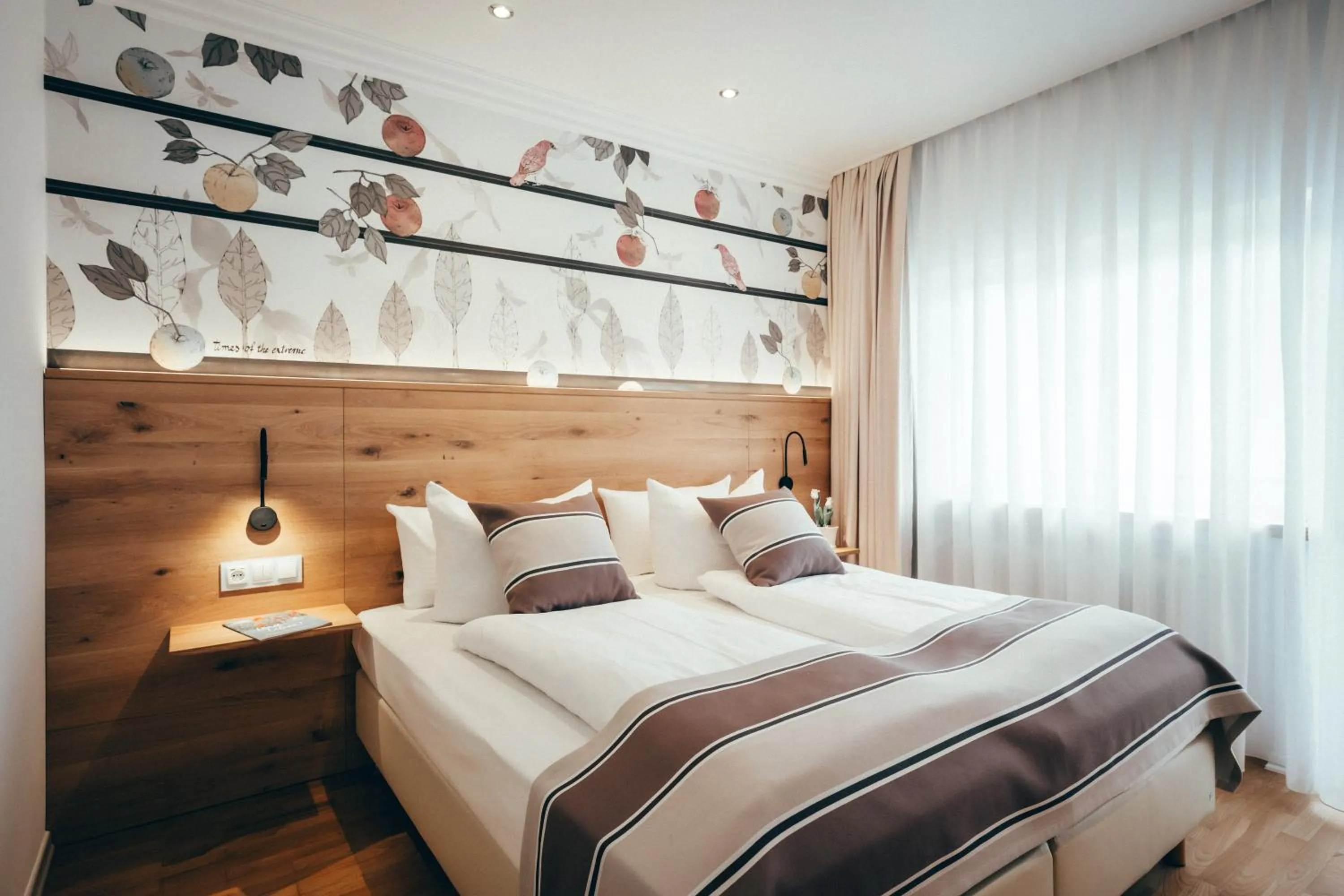 Photo of the whole room, Bed in Landidyll Hotel Restaurant Weidenbrück & SPA