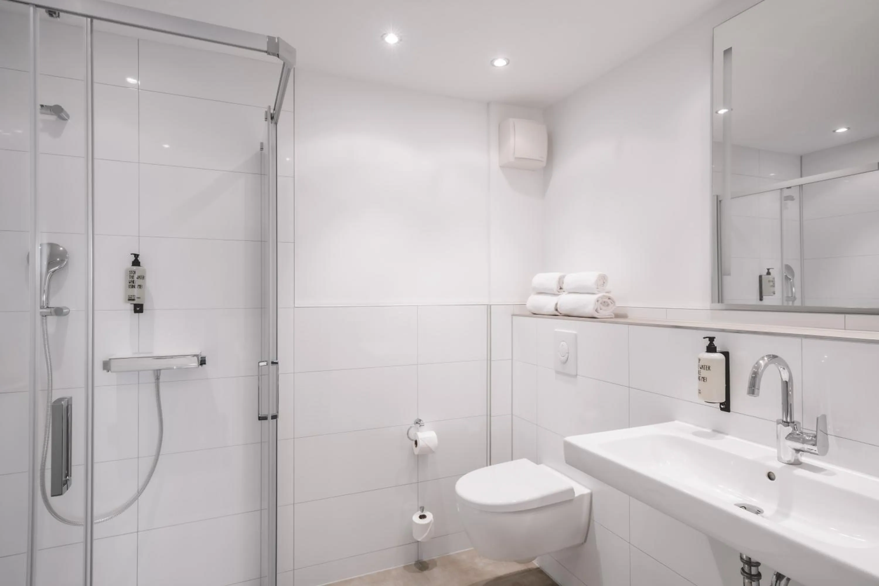 Shower in Landidyll Hotel Restaurant Weidenbrück & SPA