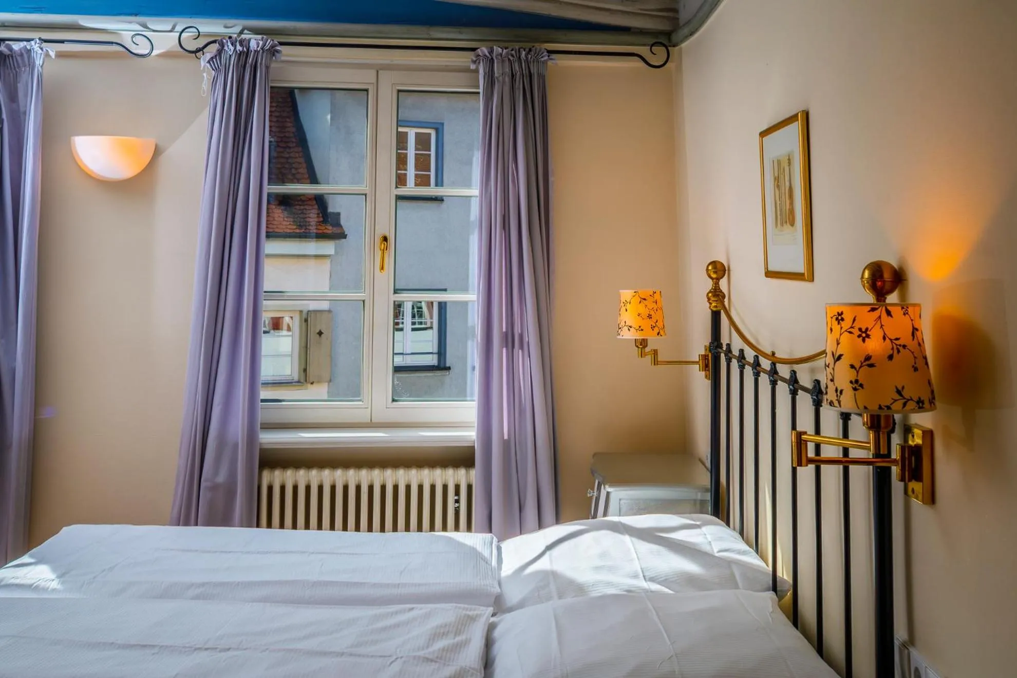 Bed in Hotel Obertor