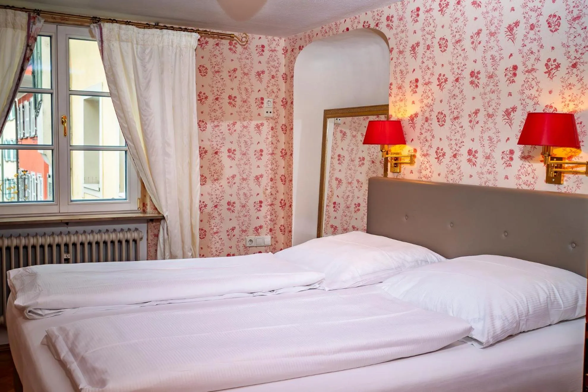 Bed in Hotel Obertor