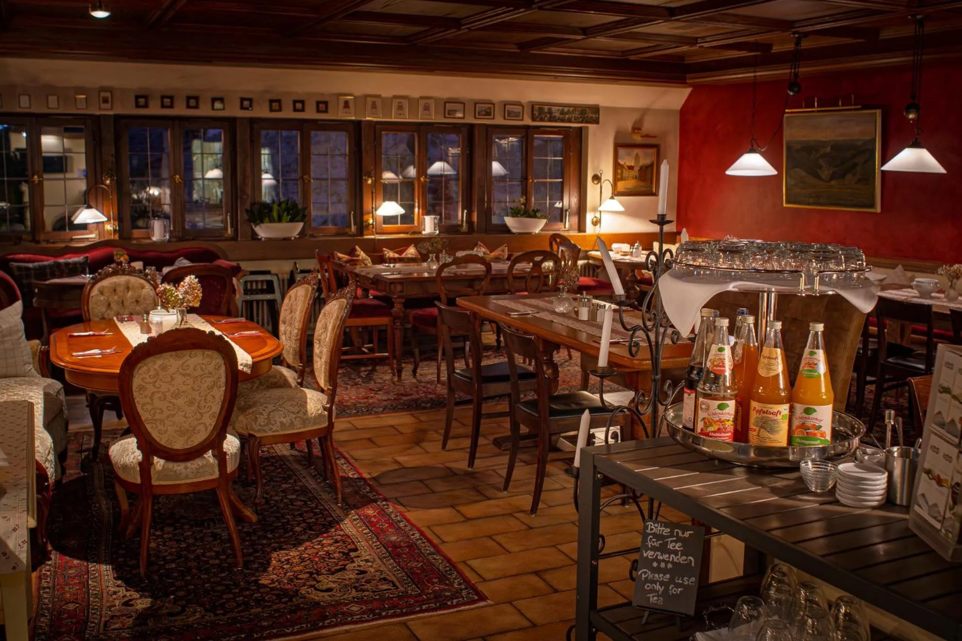 Restaurant/places to eat in Hotel Obertor