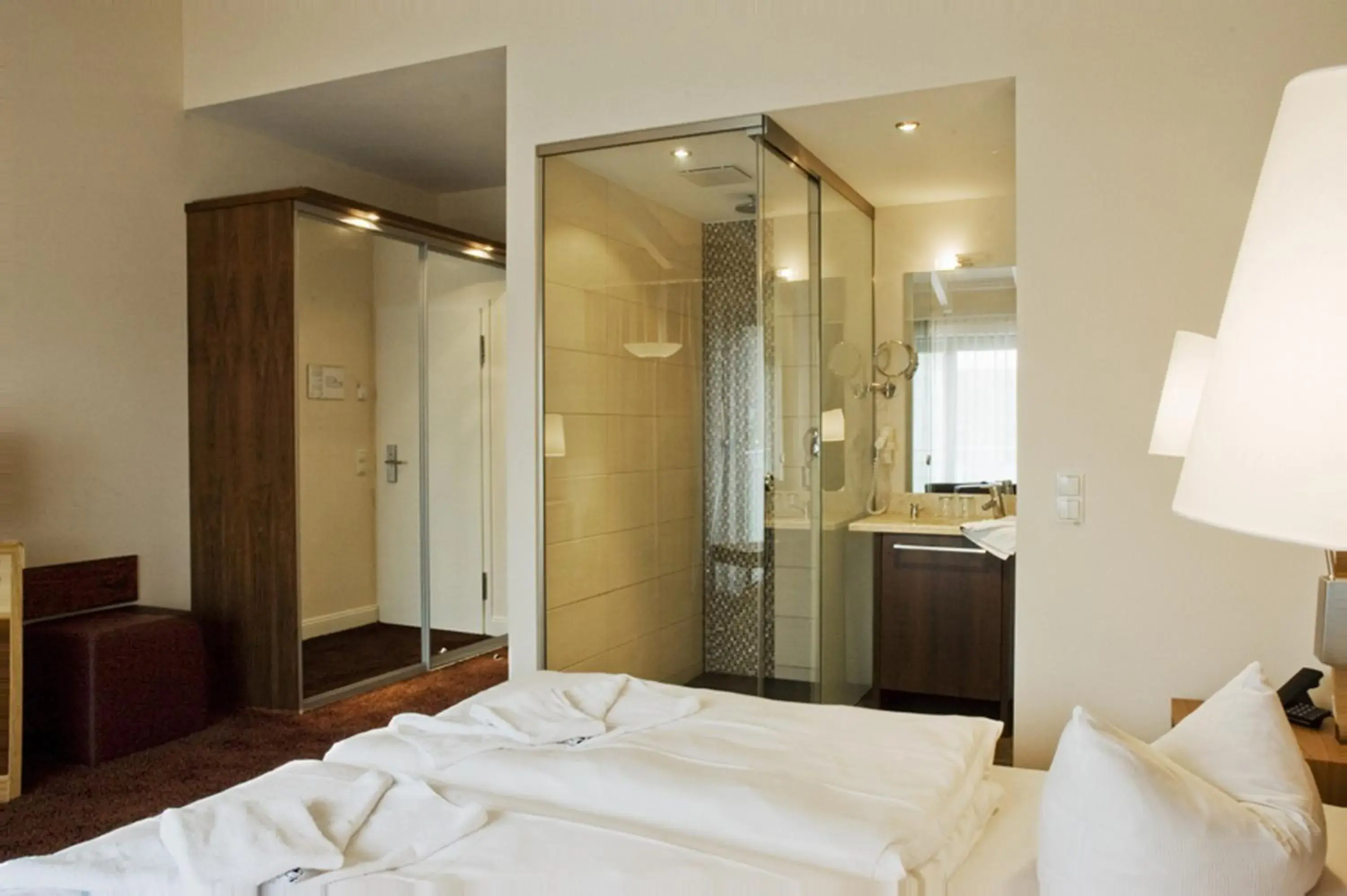 Double Room in Strandhotel Binz Double Room in Strandhotel Binz