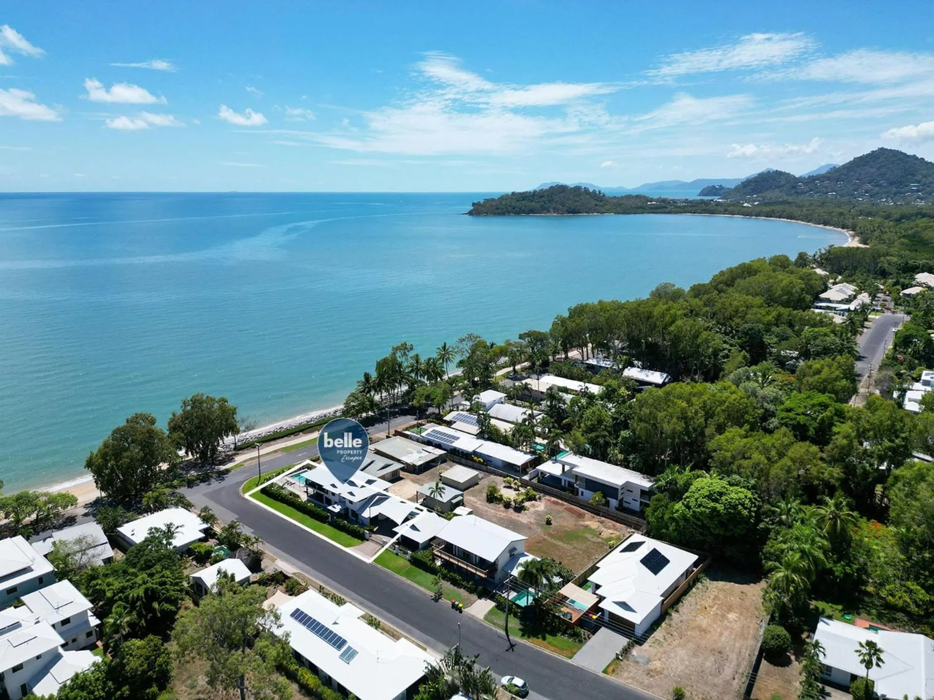Neighbourhood in Belle Escapes Beachfront Luxury Home 53 Arlington Clifton Beach
