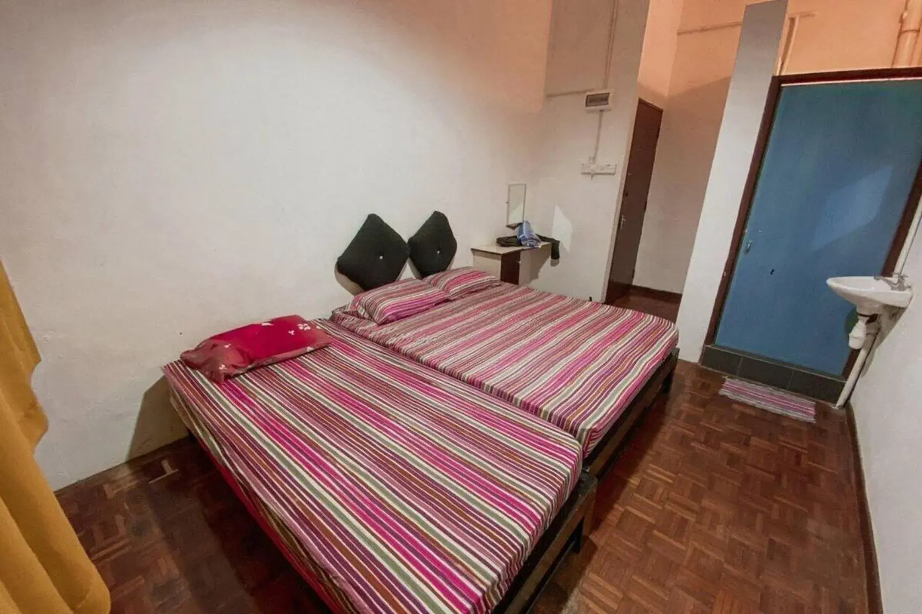 Bed in SK Budget Hotel Bed in SK Budget Hotel