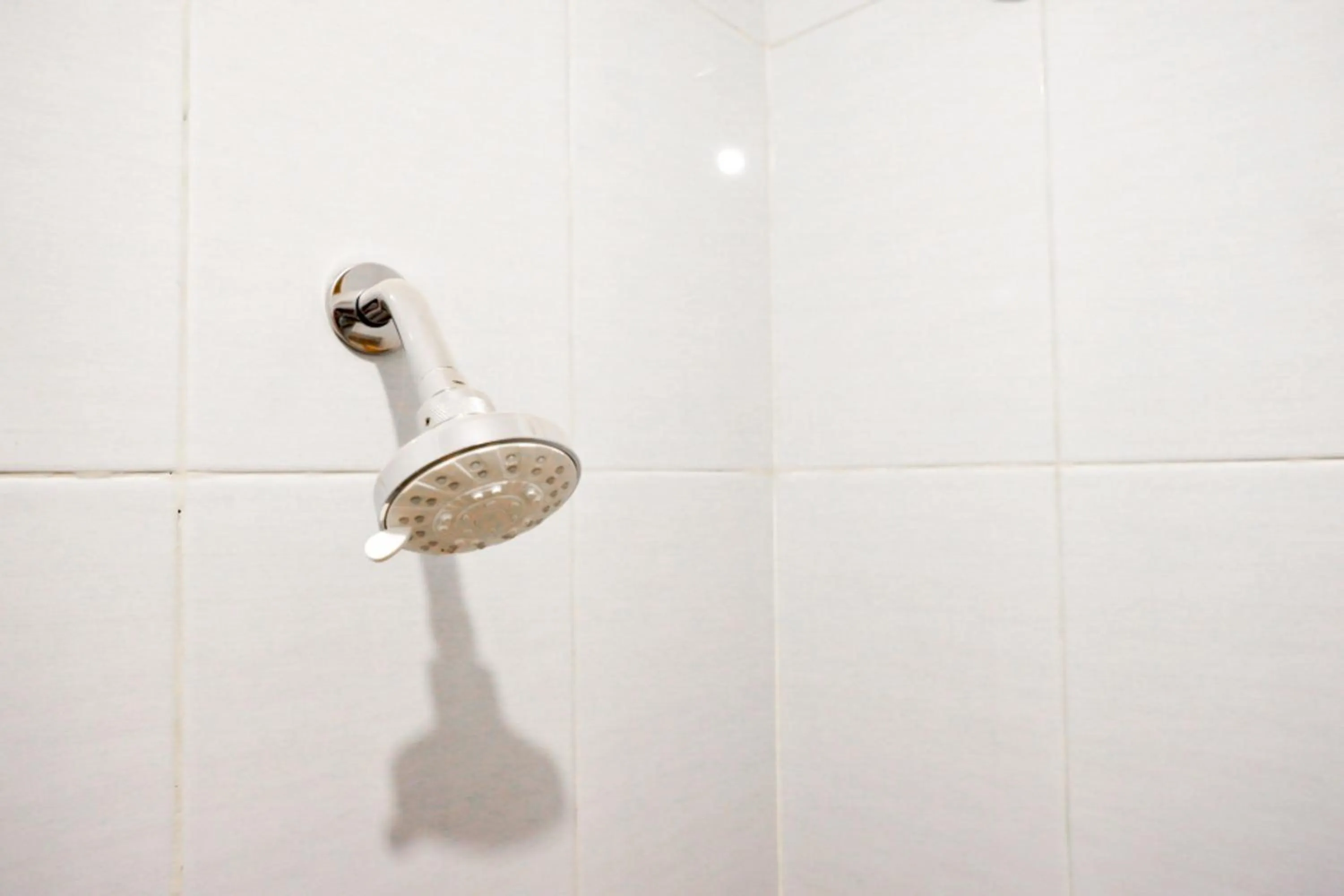 Bathroom in RedDoorz @ Jalan Wonosari KM.9