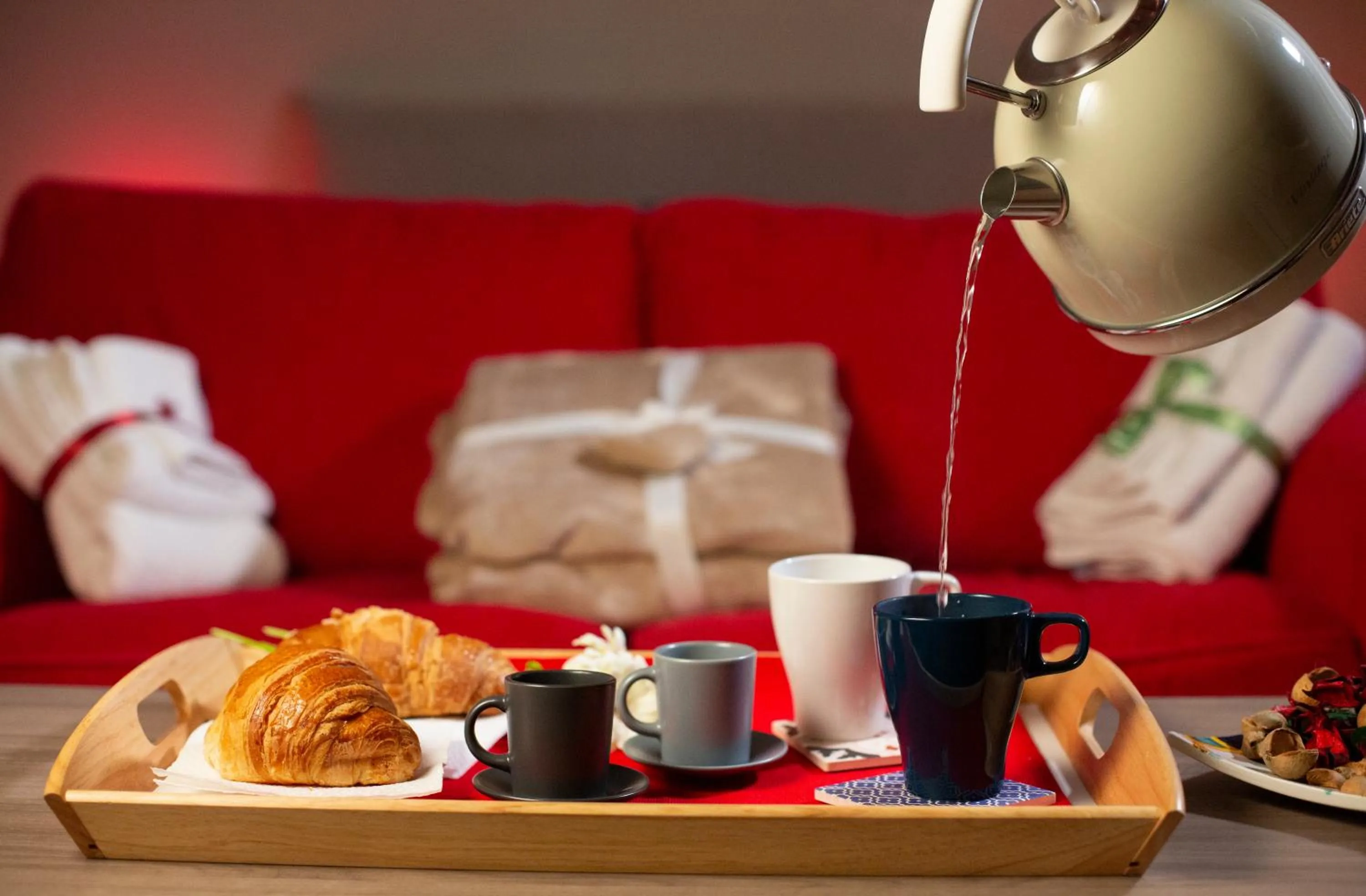 Breakfast in Handmade Rest Room