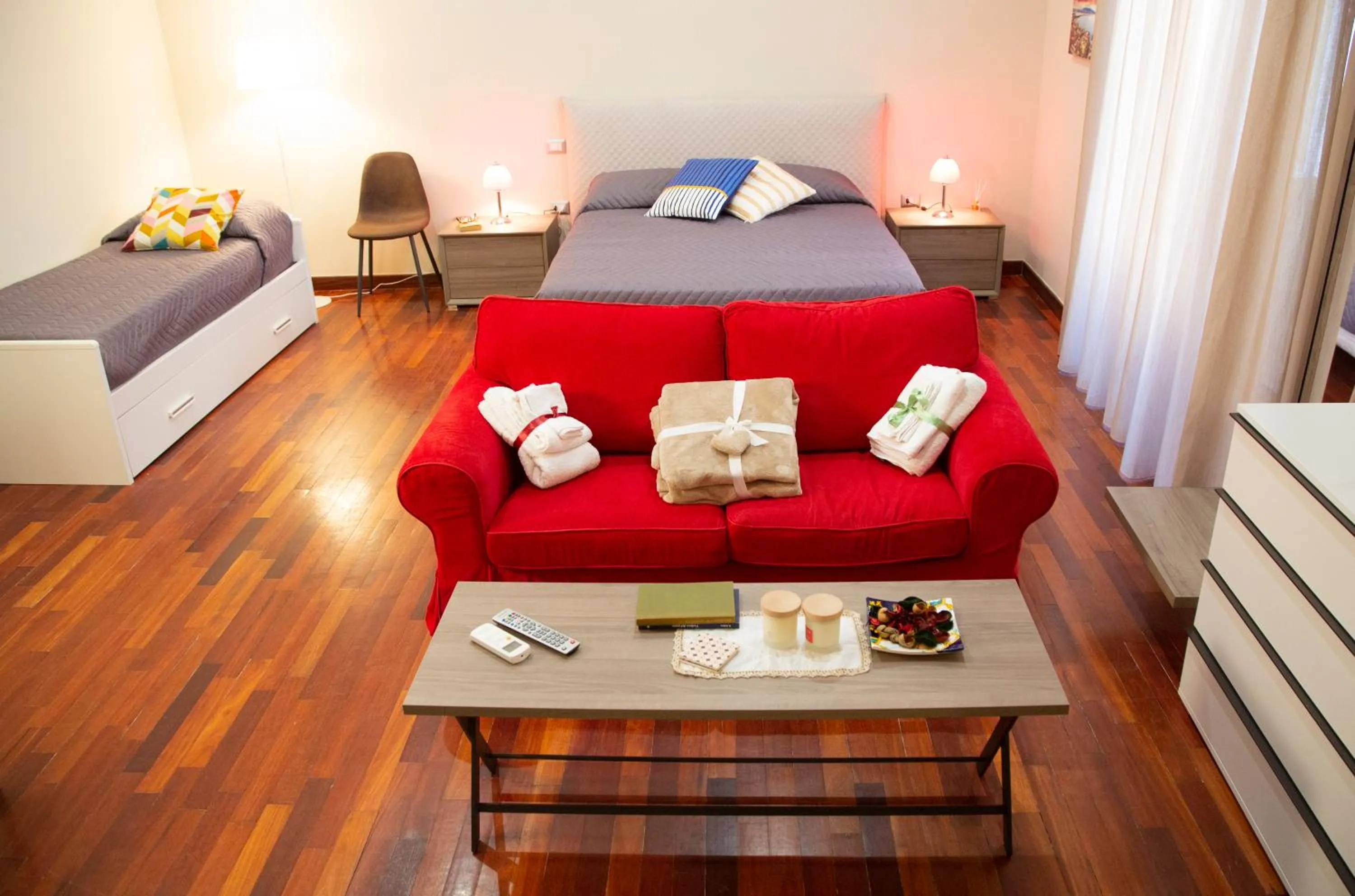 Photo of the whole room in Handmade Rest Room