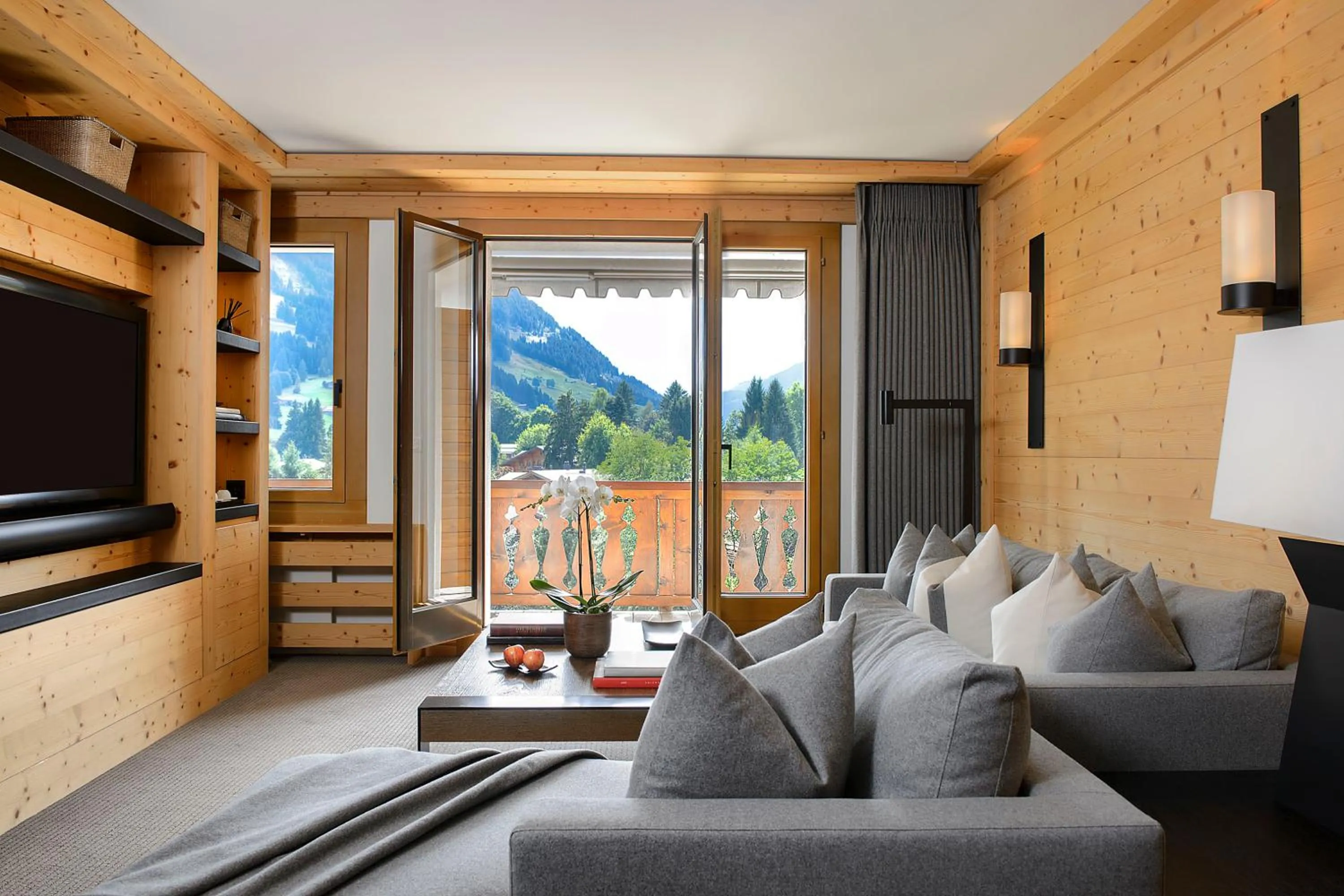 Mountain view, Seating Area in Park Gstaad
