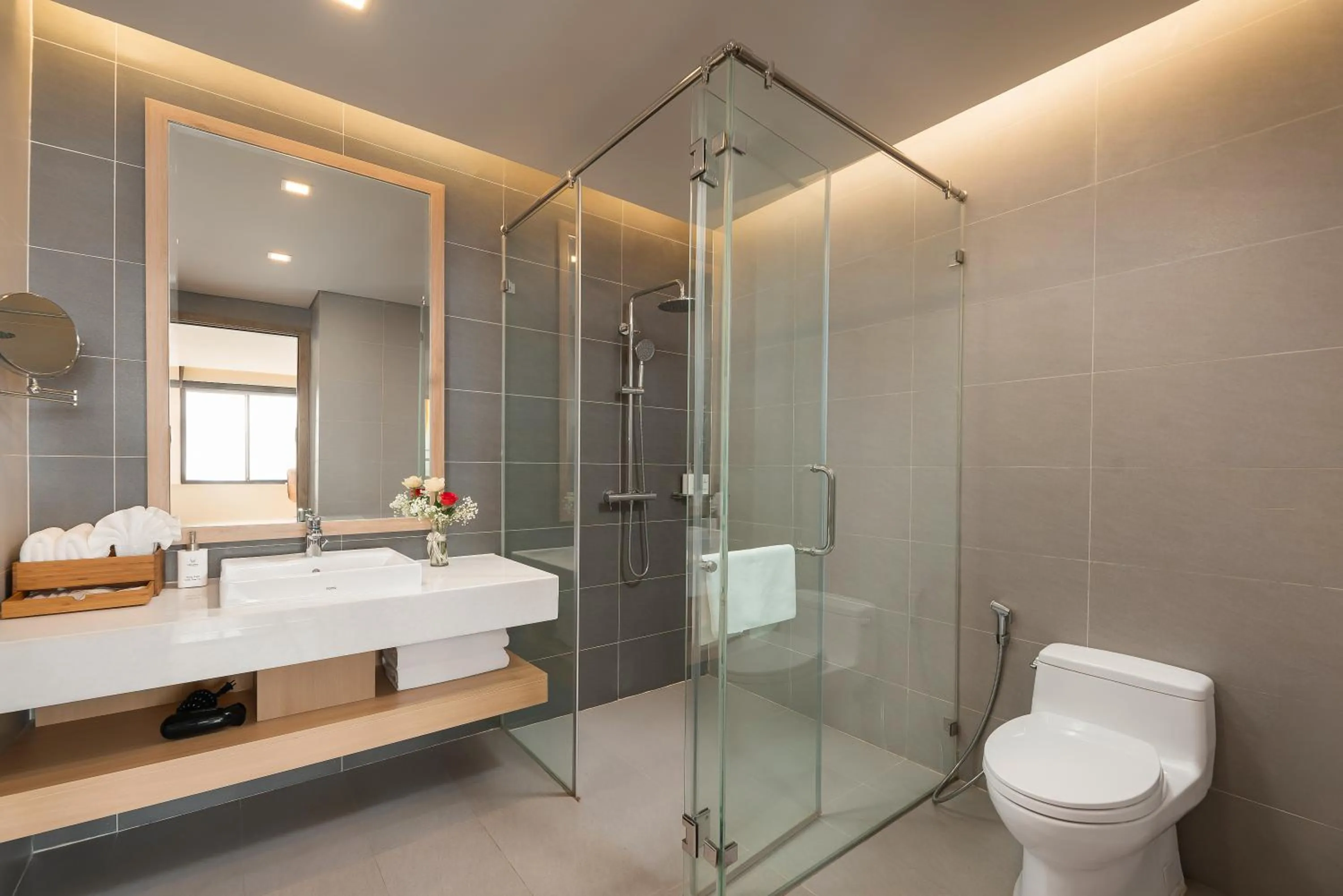 Bathroom in DeLaSea Ha Long Hotel - Modern Bayview Escape