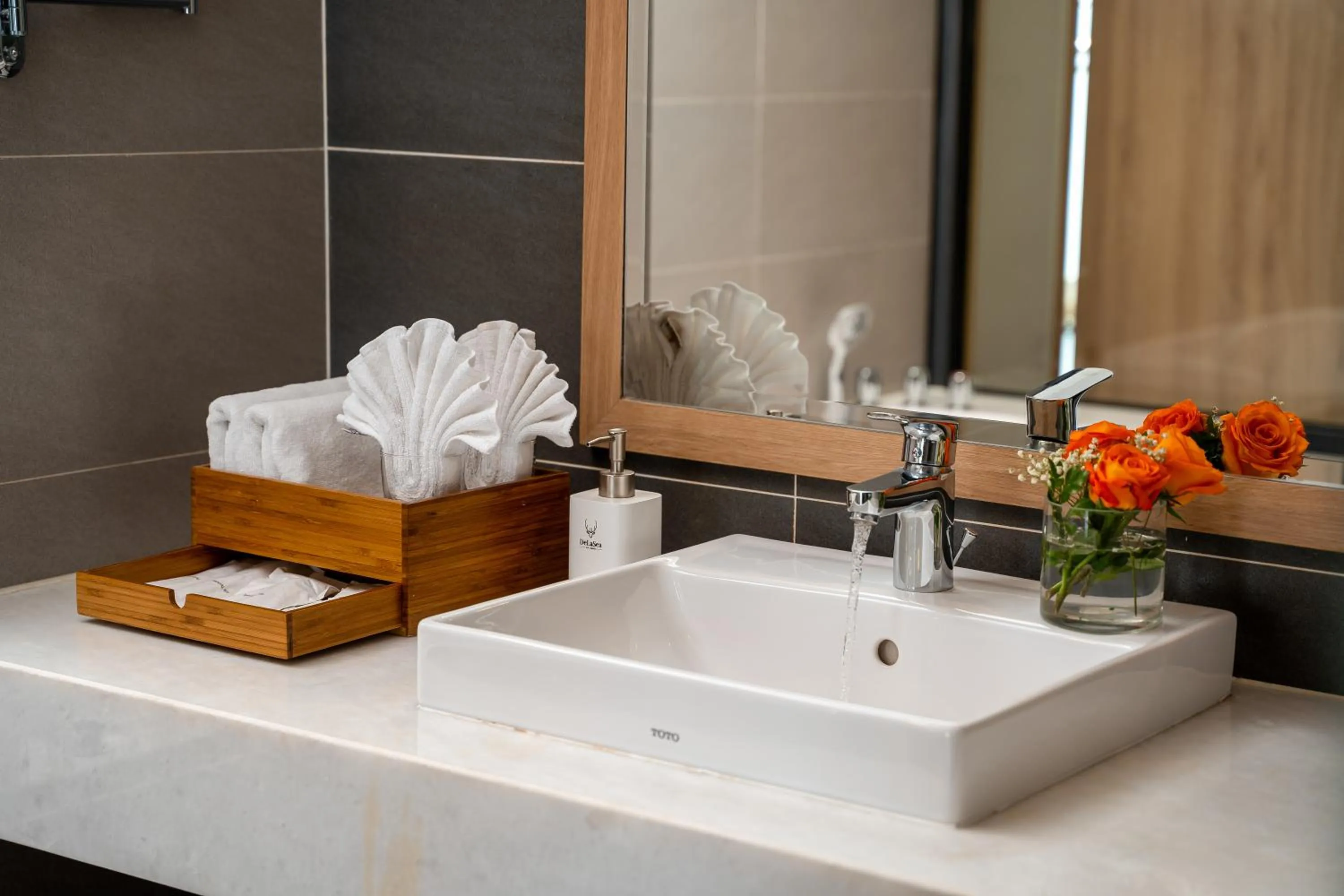 Bathroom in DeLaSea Ha Long Hotel - Modern Bayview Escape